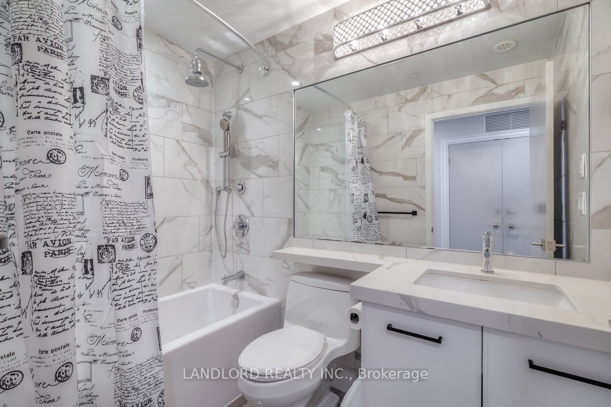 899 Queen Street E 502 Property Photo 18