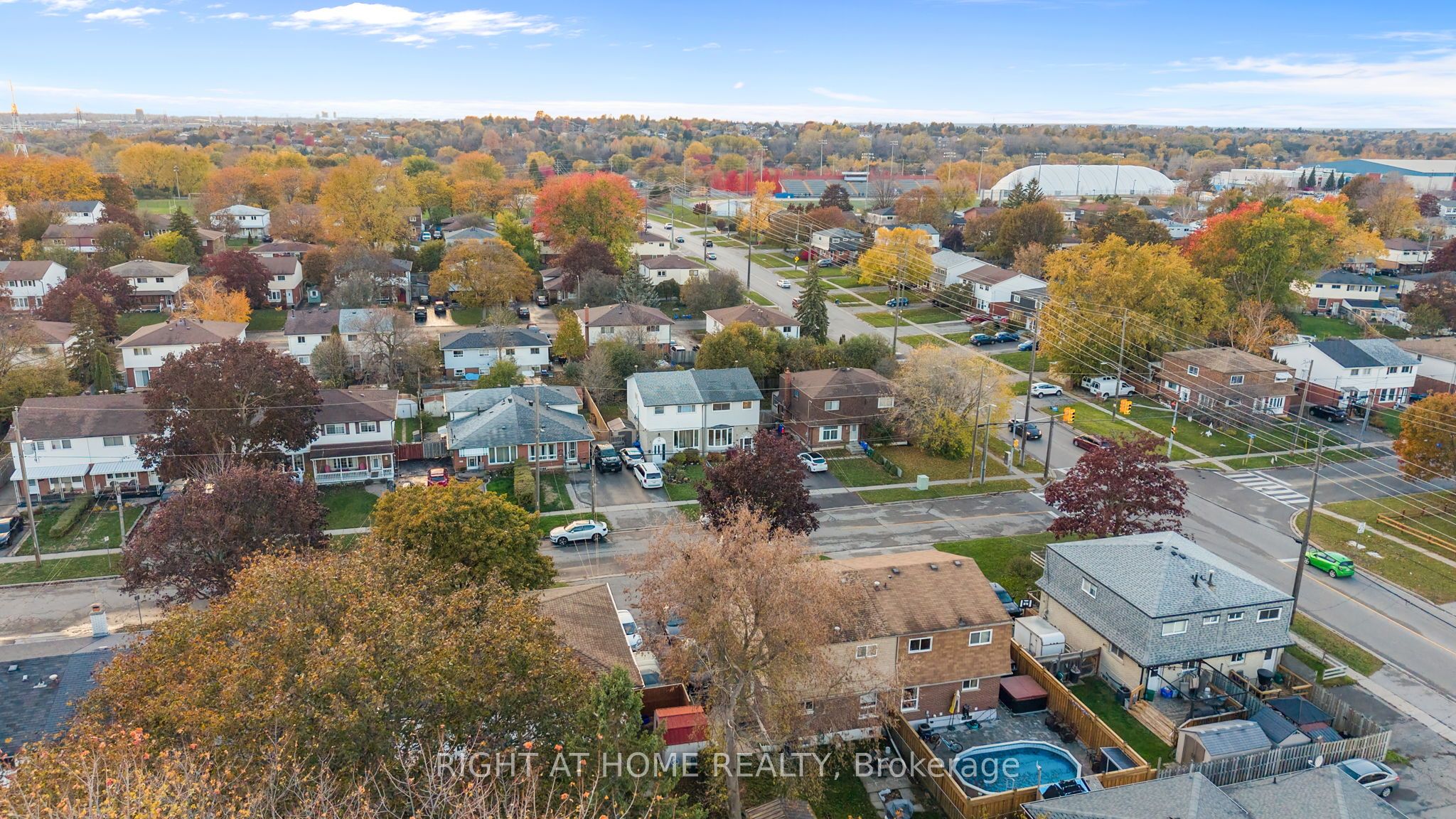 278 Waverly Street S Property Photo 28