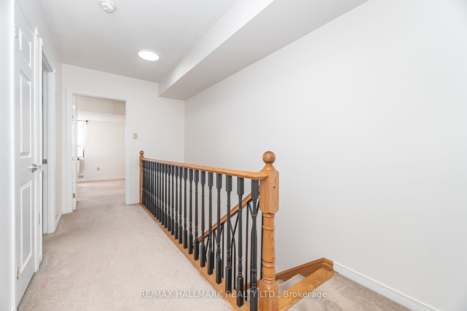 2112 Queen Street E #10 Property Photo 16