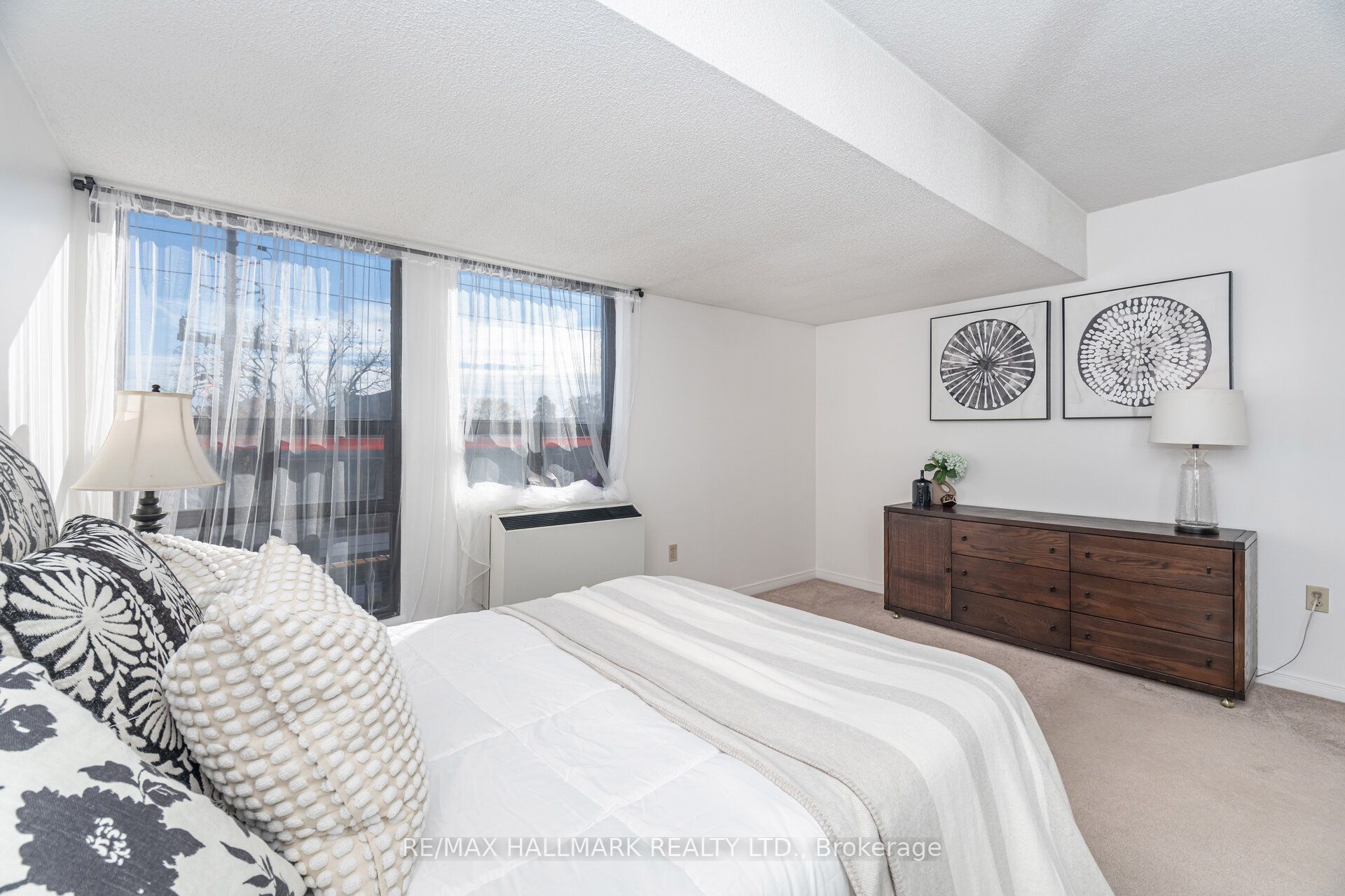 2112 Queen Street E #10 Property Photo 19