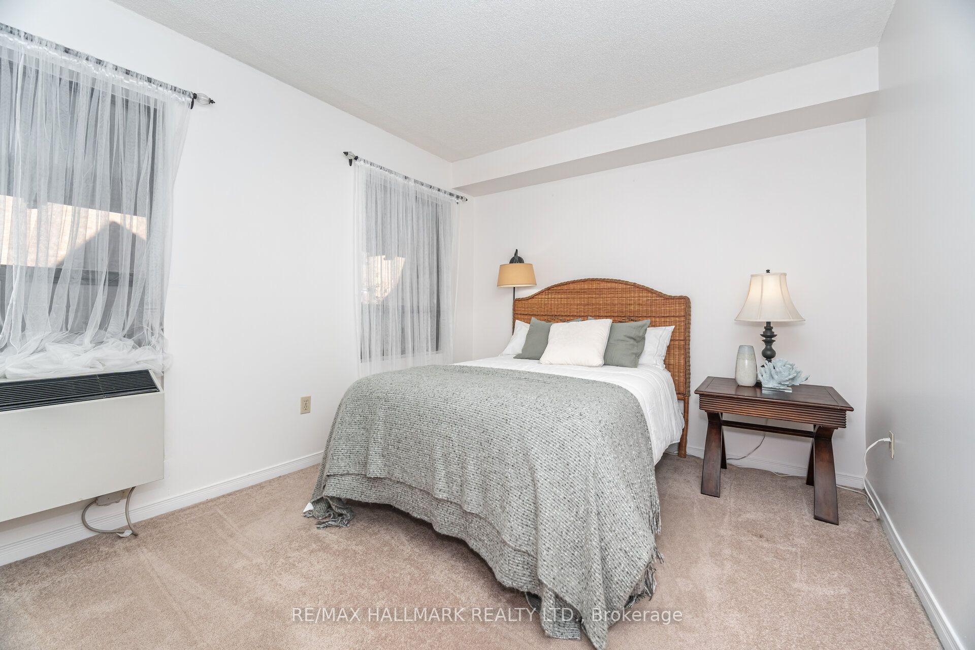 2112 Queen Street E #10 Property Photo 20