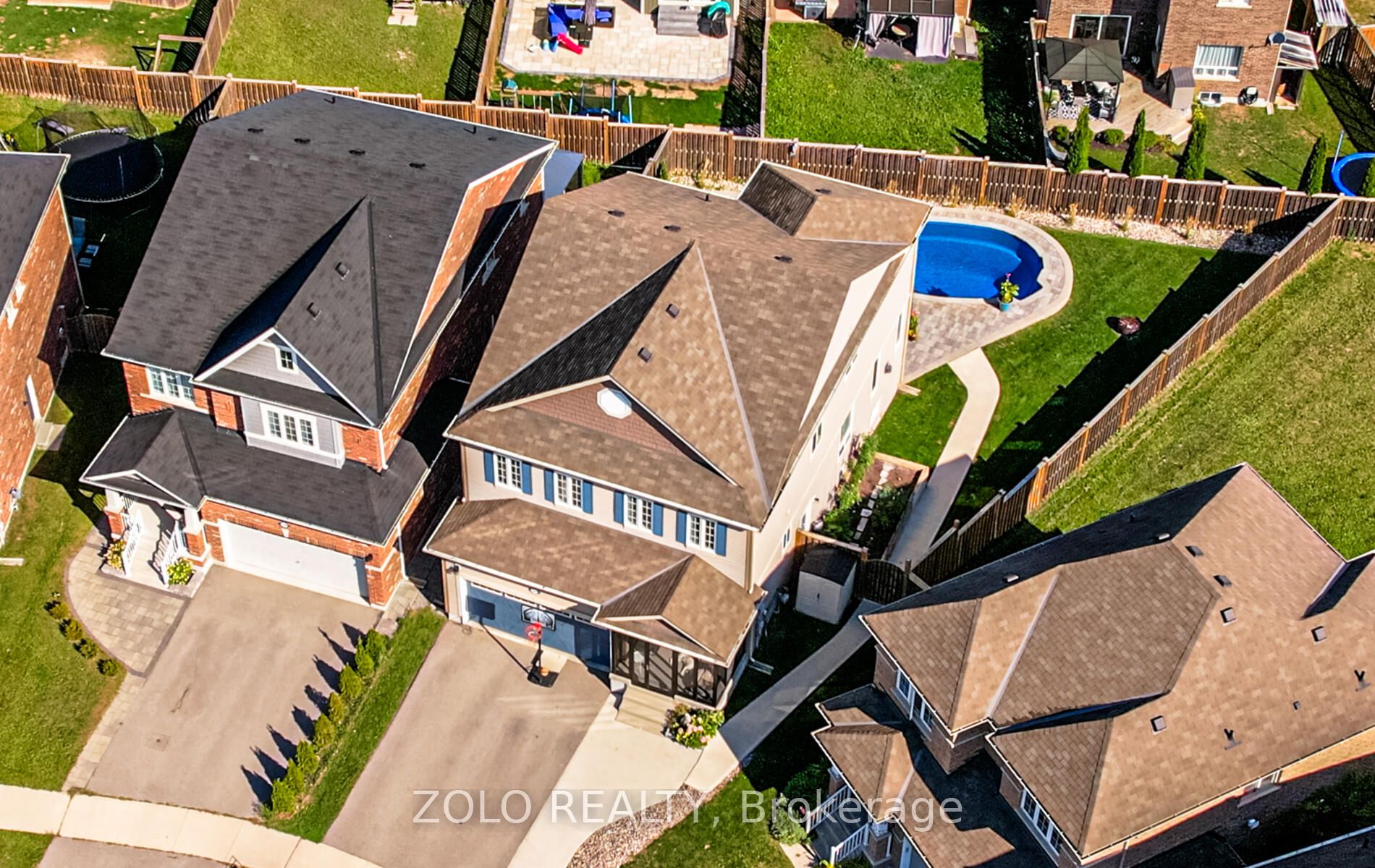 504 Halo Street Property Photo 3