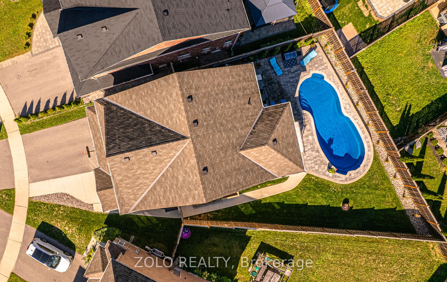 504 Halo Street Property Photo 4