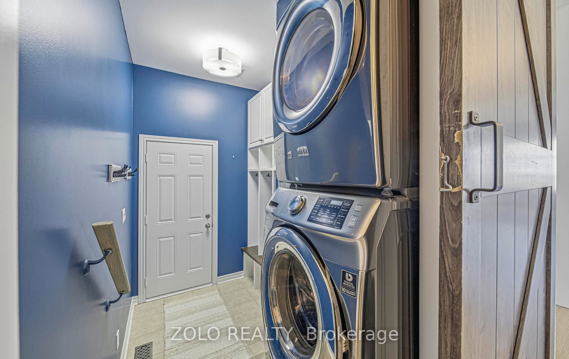 504 Halo Street Property Photo 41