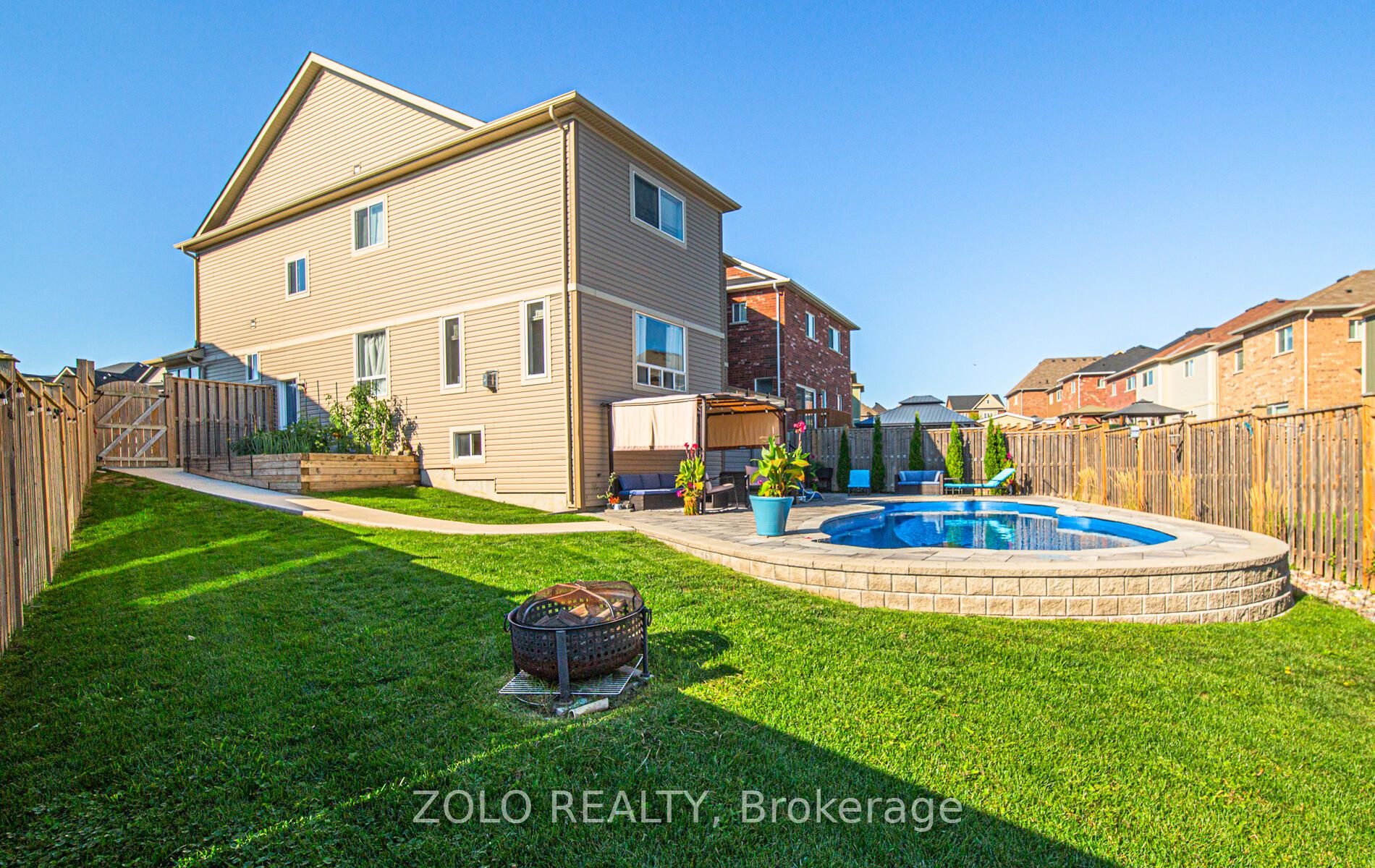 504 Halo Street Property Photo 43