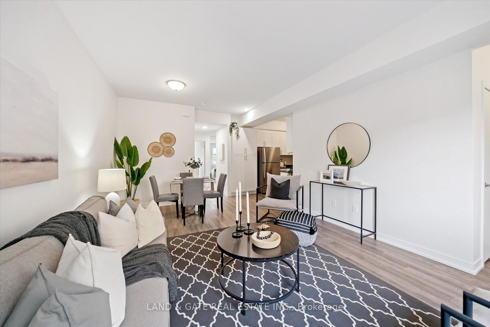 223 Albert St Property Photo 10