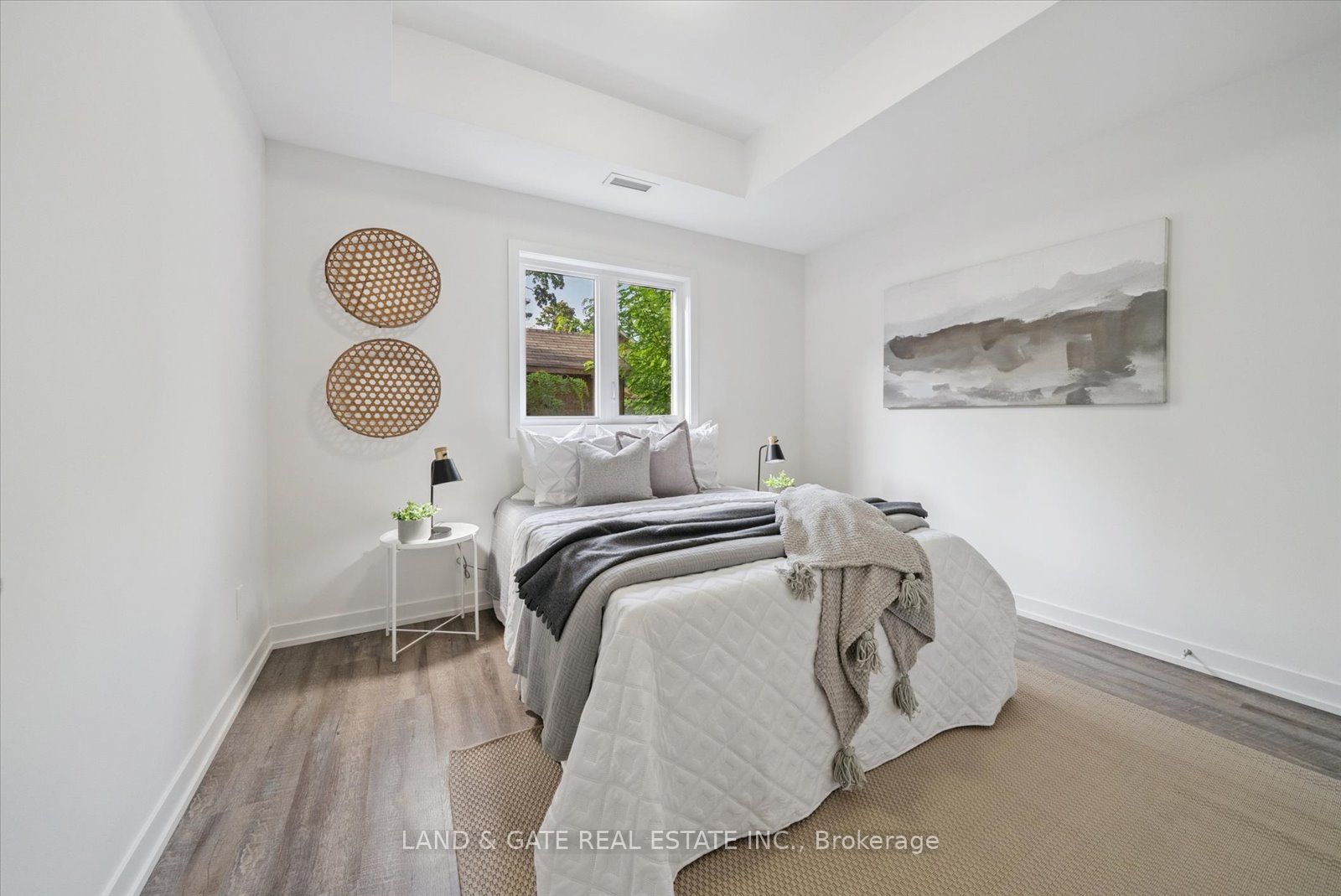 223 Albert St Property Photo 23