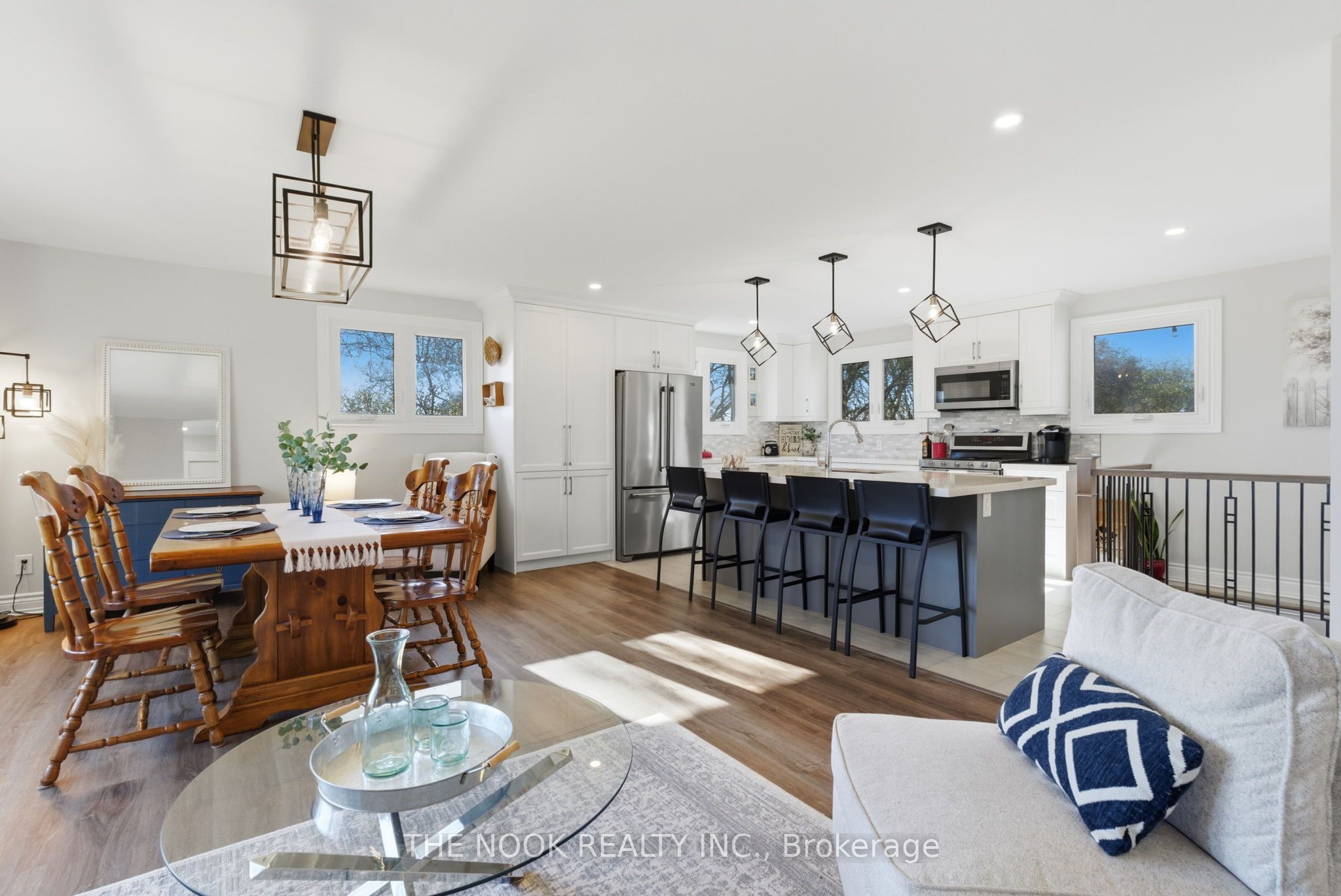 16850 Nestleton Road Property Photo 8