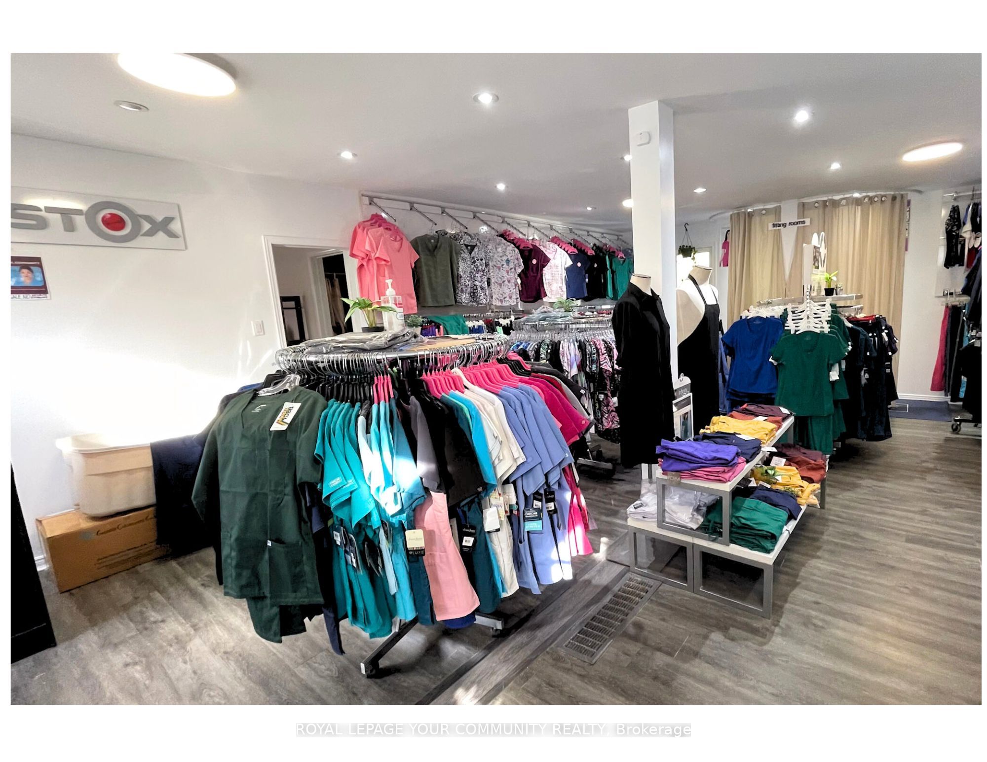 118 John St E Property Photo 17