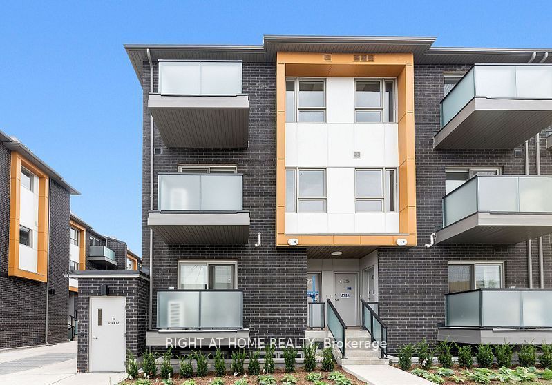 2789 Eglinton Avenue E 422