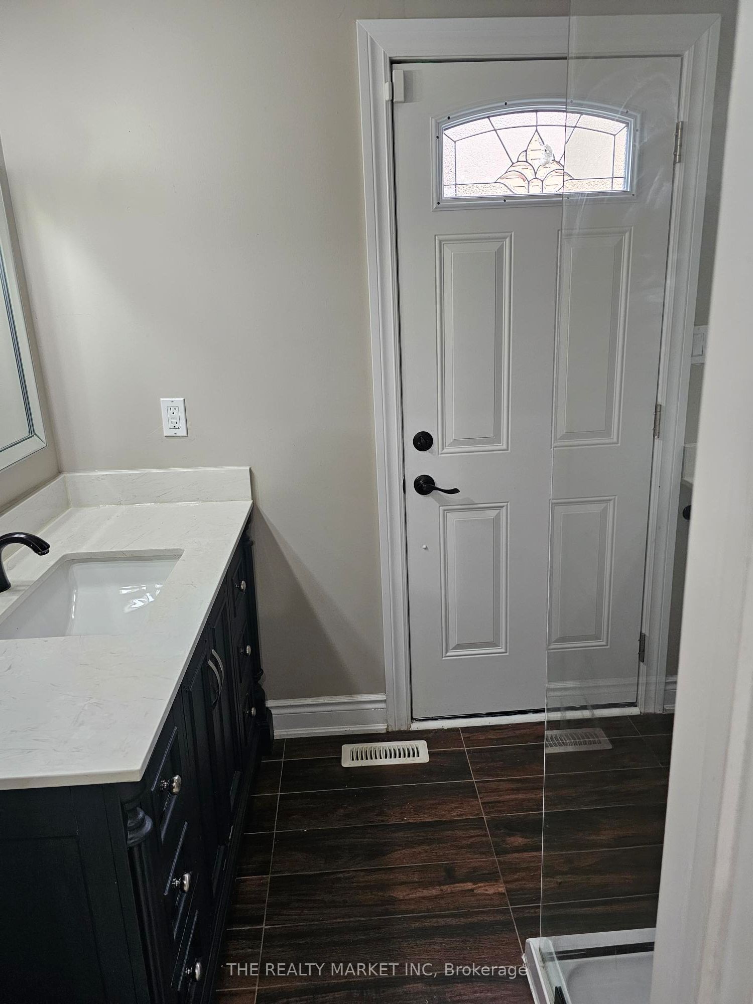 E12639760 Property Photo 11
