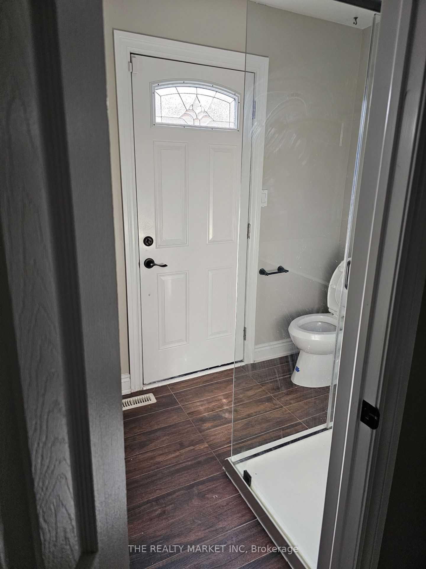 E12639760 Property Photo 16