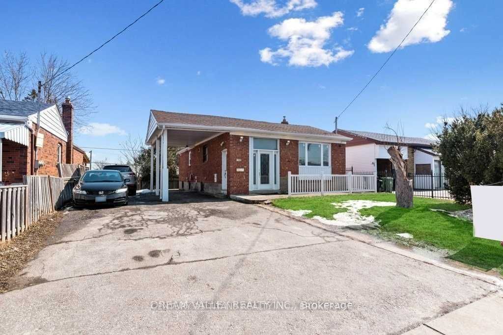 1501 Danforth Road Main Property Photo 1