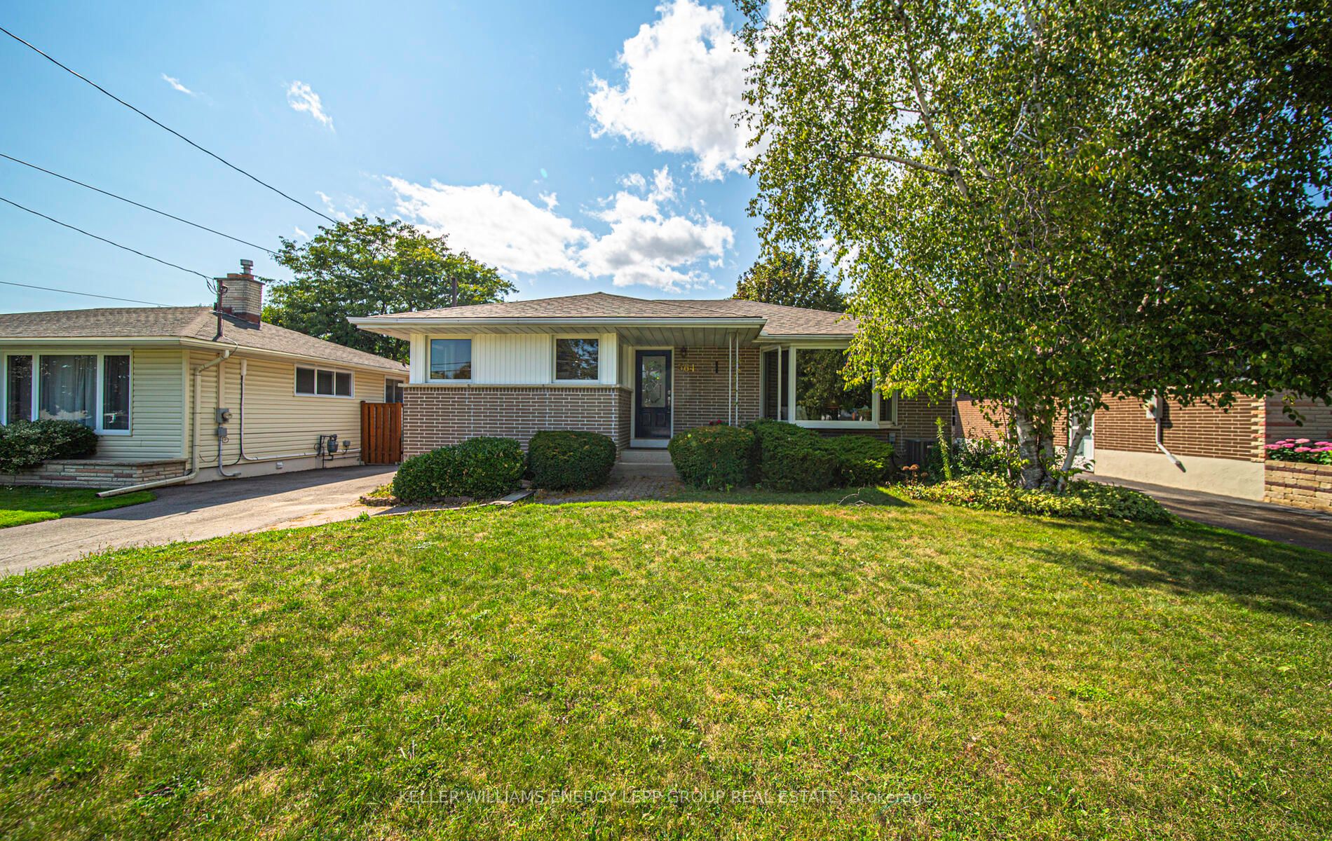 564 Central Park Blvd N Property Photo 1
