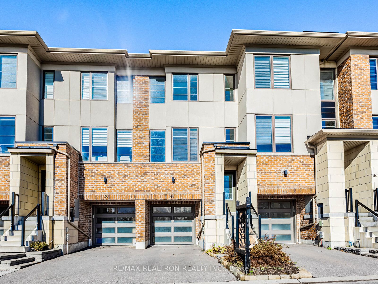 48 Shawfield Way Property Photo 1