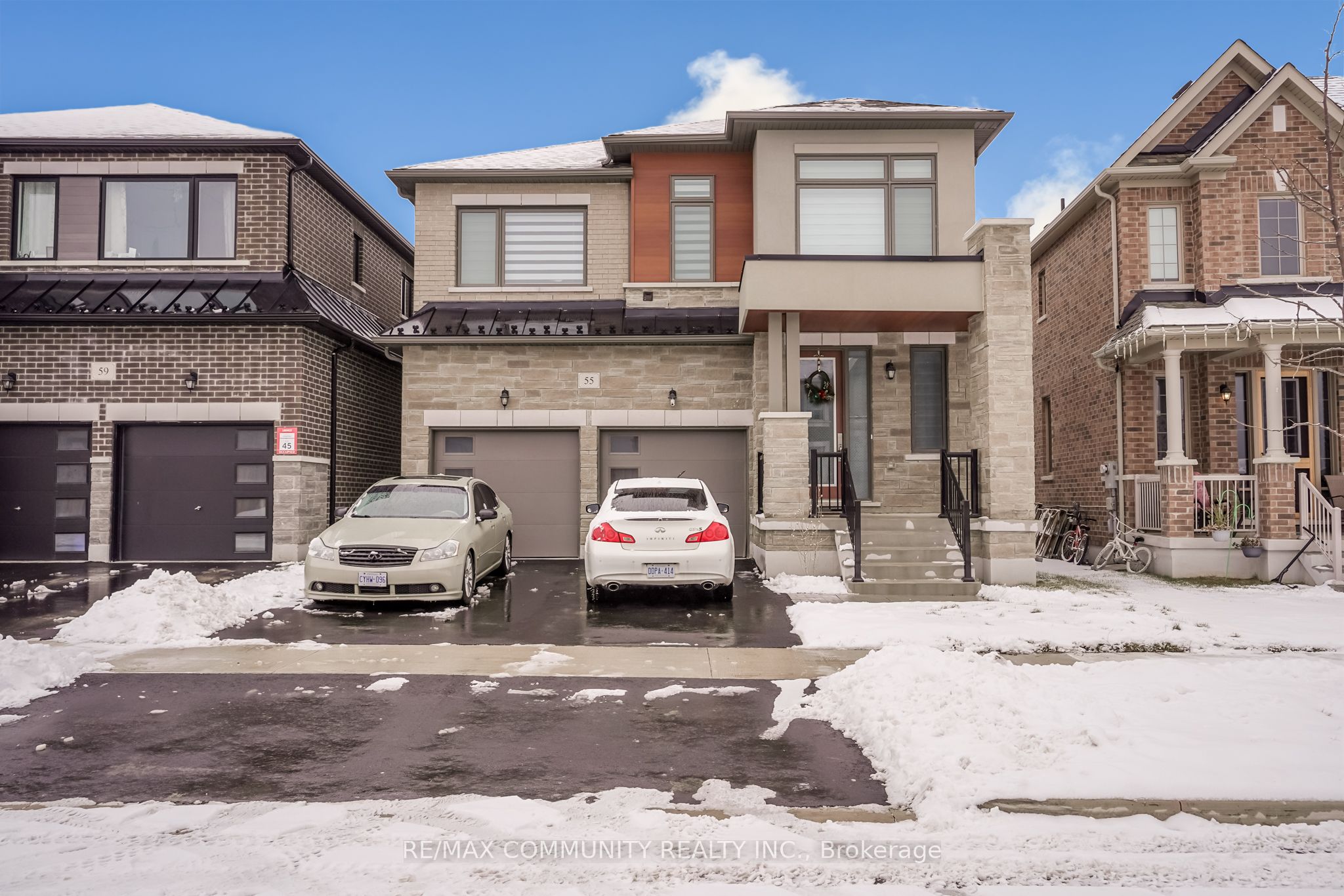 55 Hoad Street N Property Photo 1