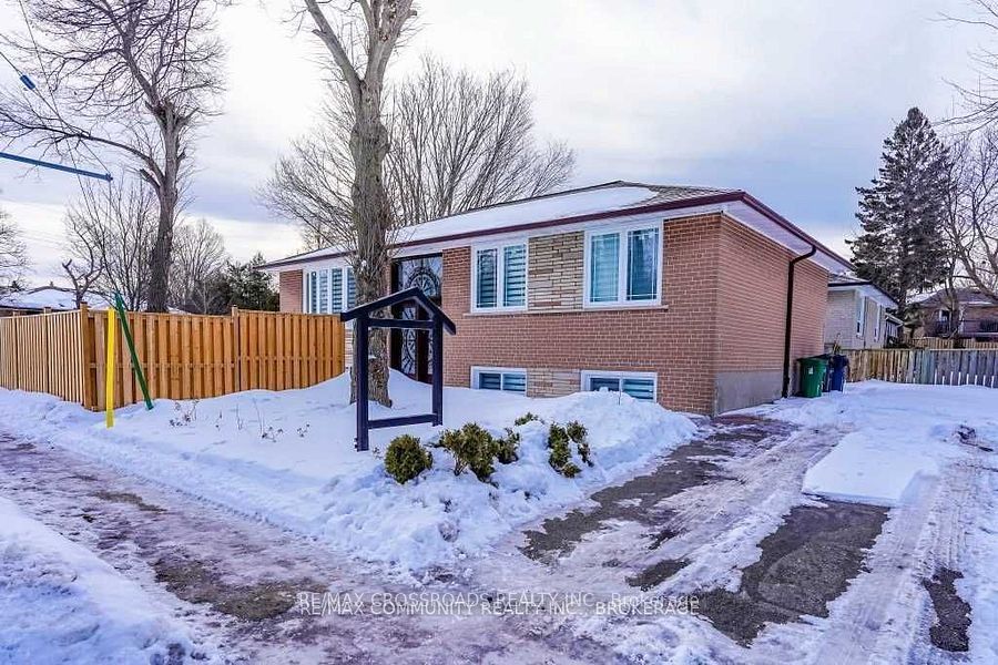 105 Brimorton Drive Main Property Photo 1