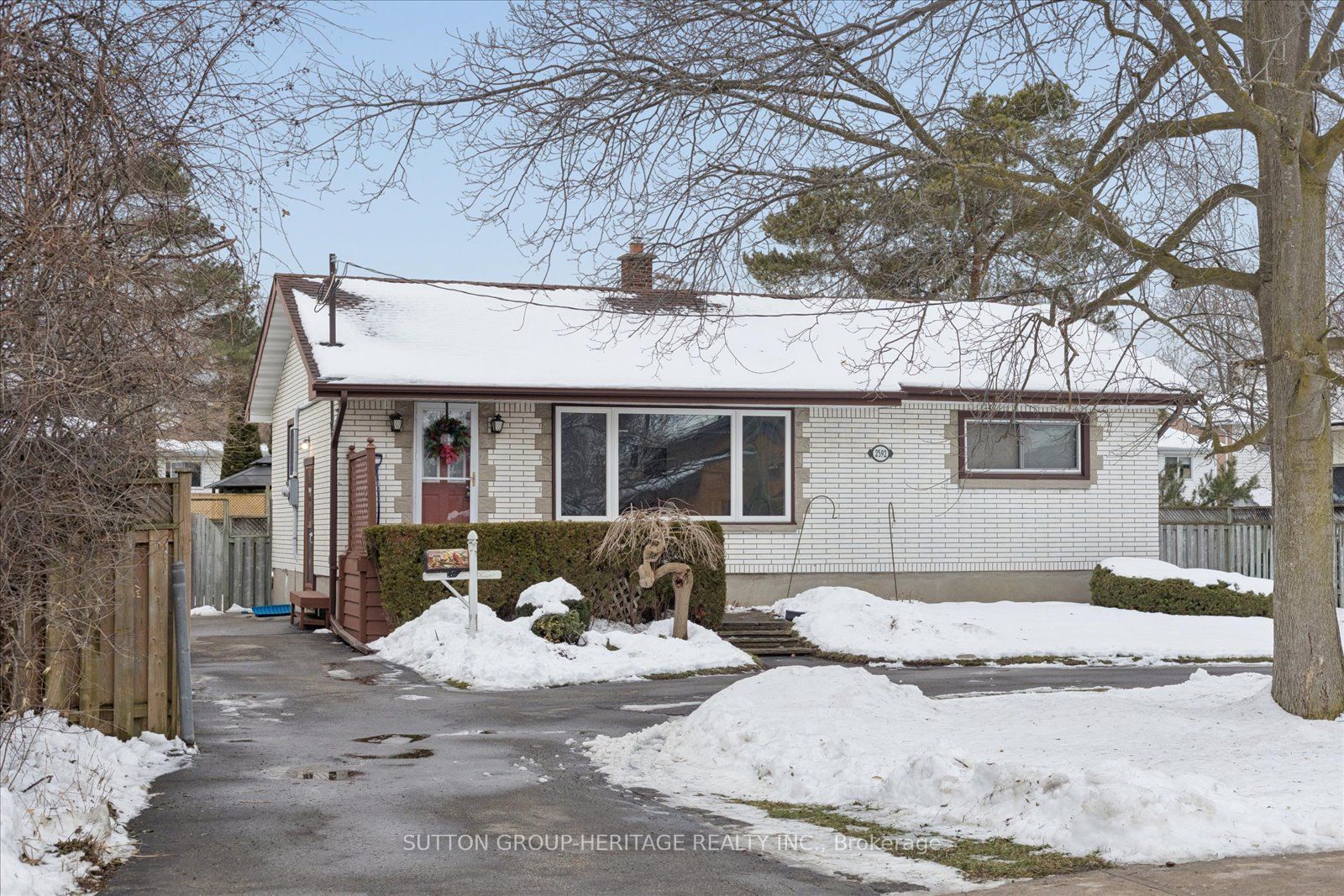 2592 Trulls Rd Property Photo 1