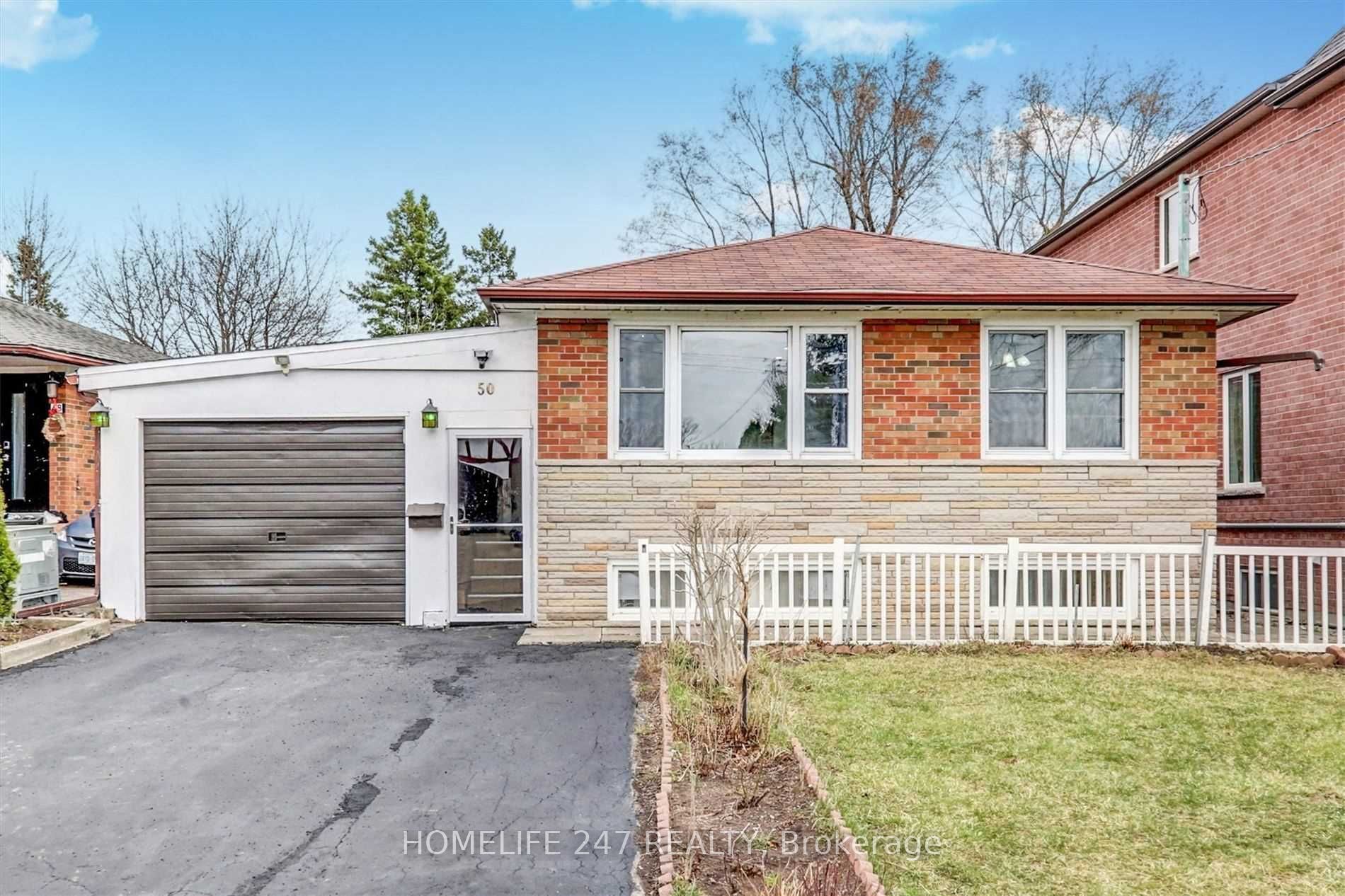 50 Panmure Crescent N Property Photo 1