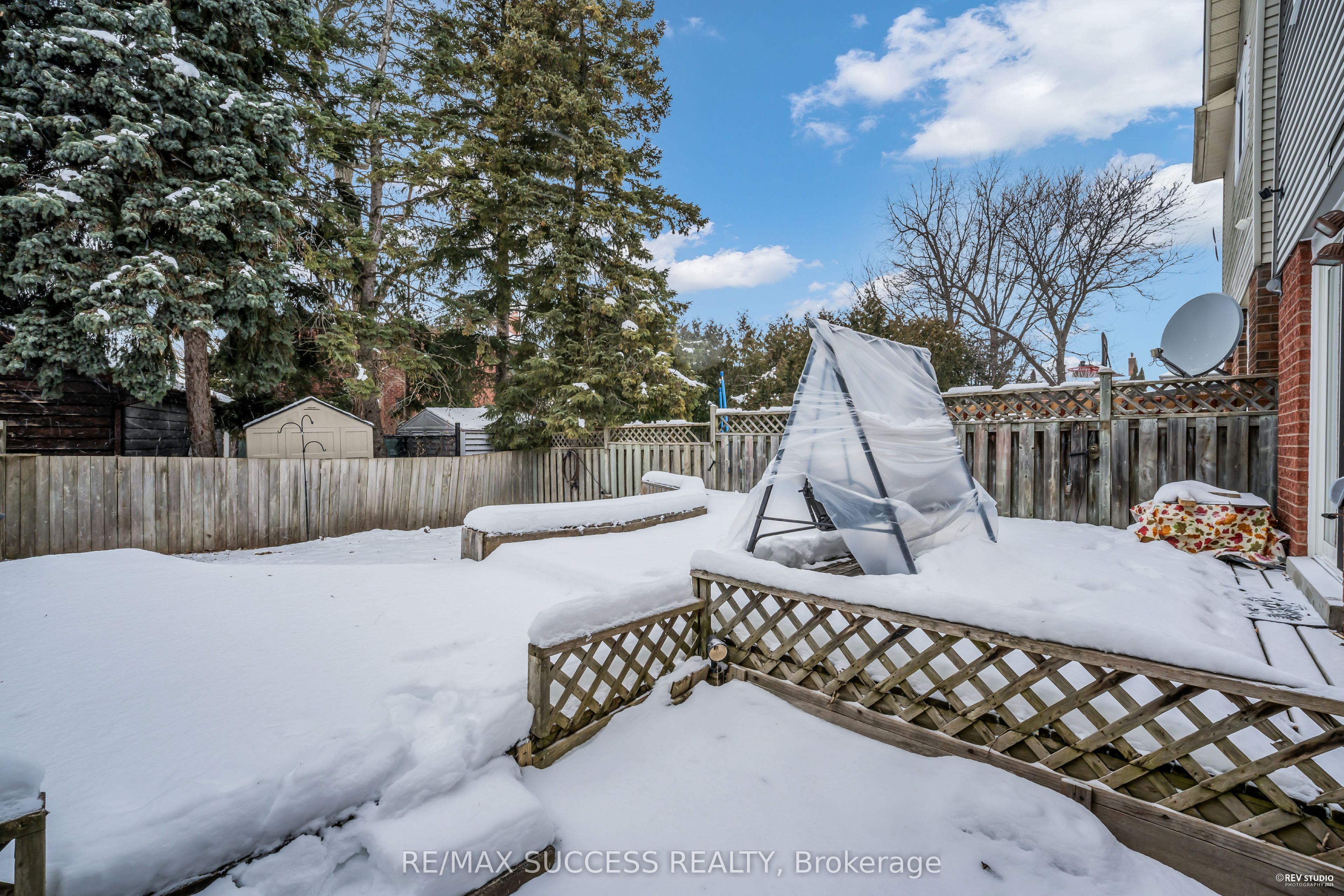 2281 Wildwood Crescent Property Photo 41