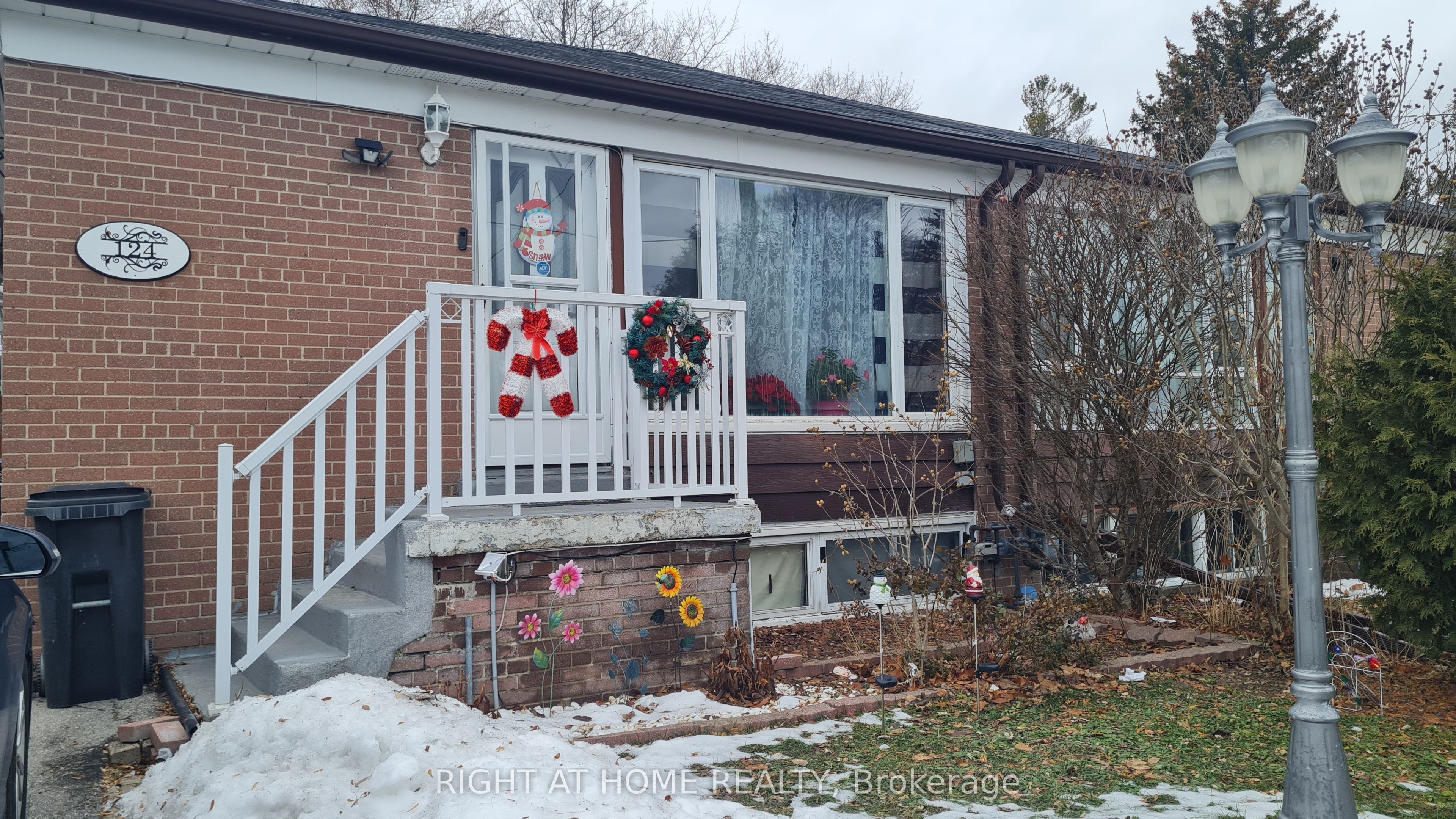 124 Overture Road Property Photo 2
