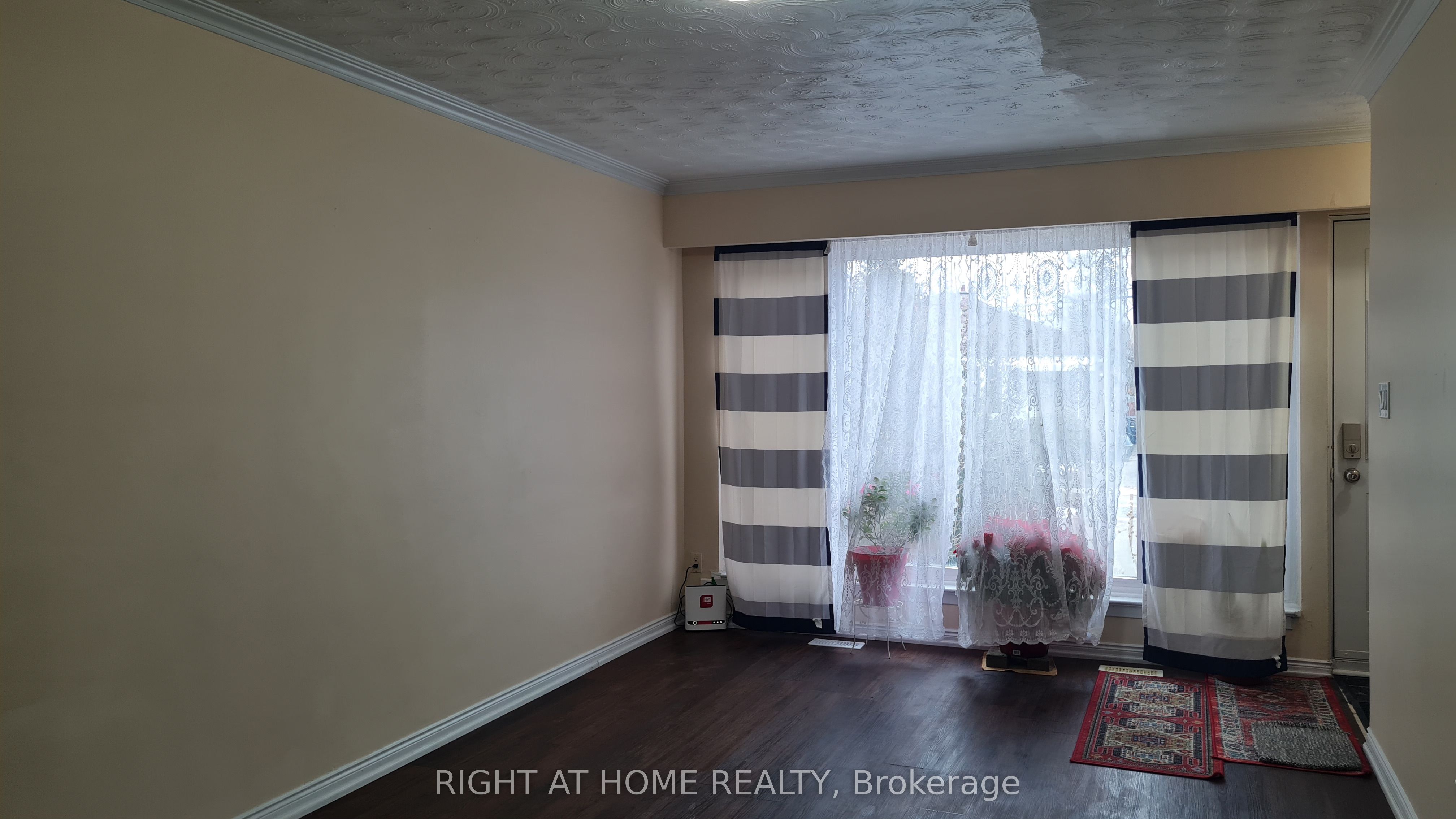 124 Overture Road Property Photo 8