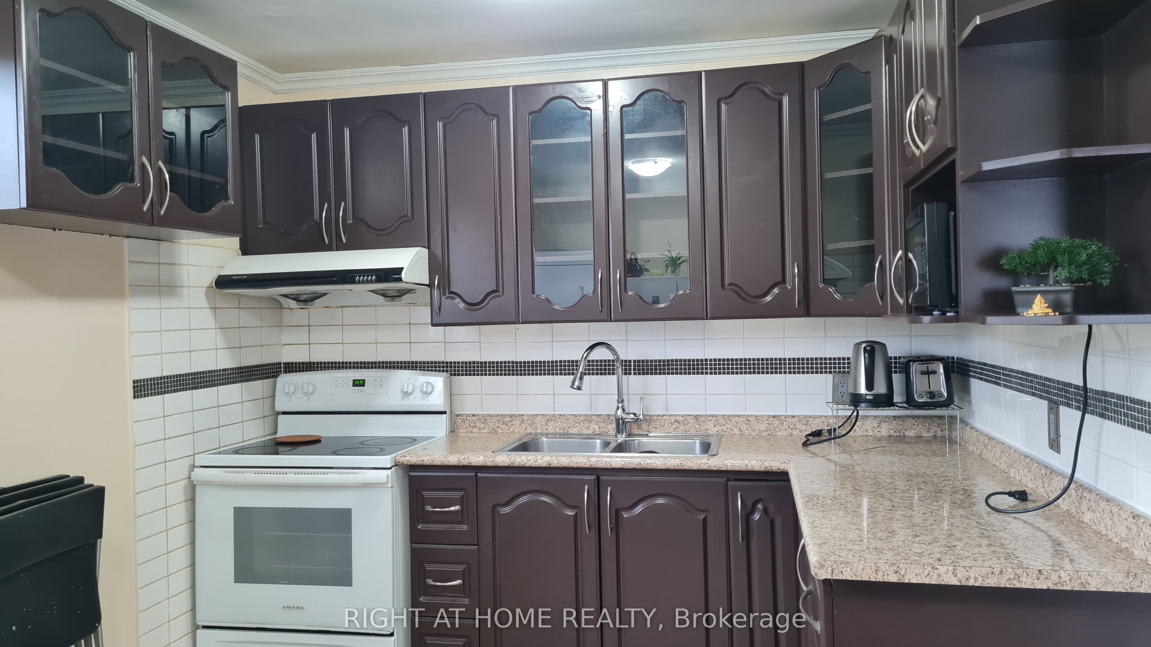 124 Overture Road Property Photo 14