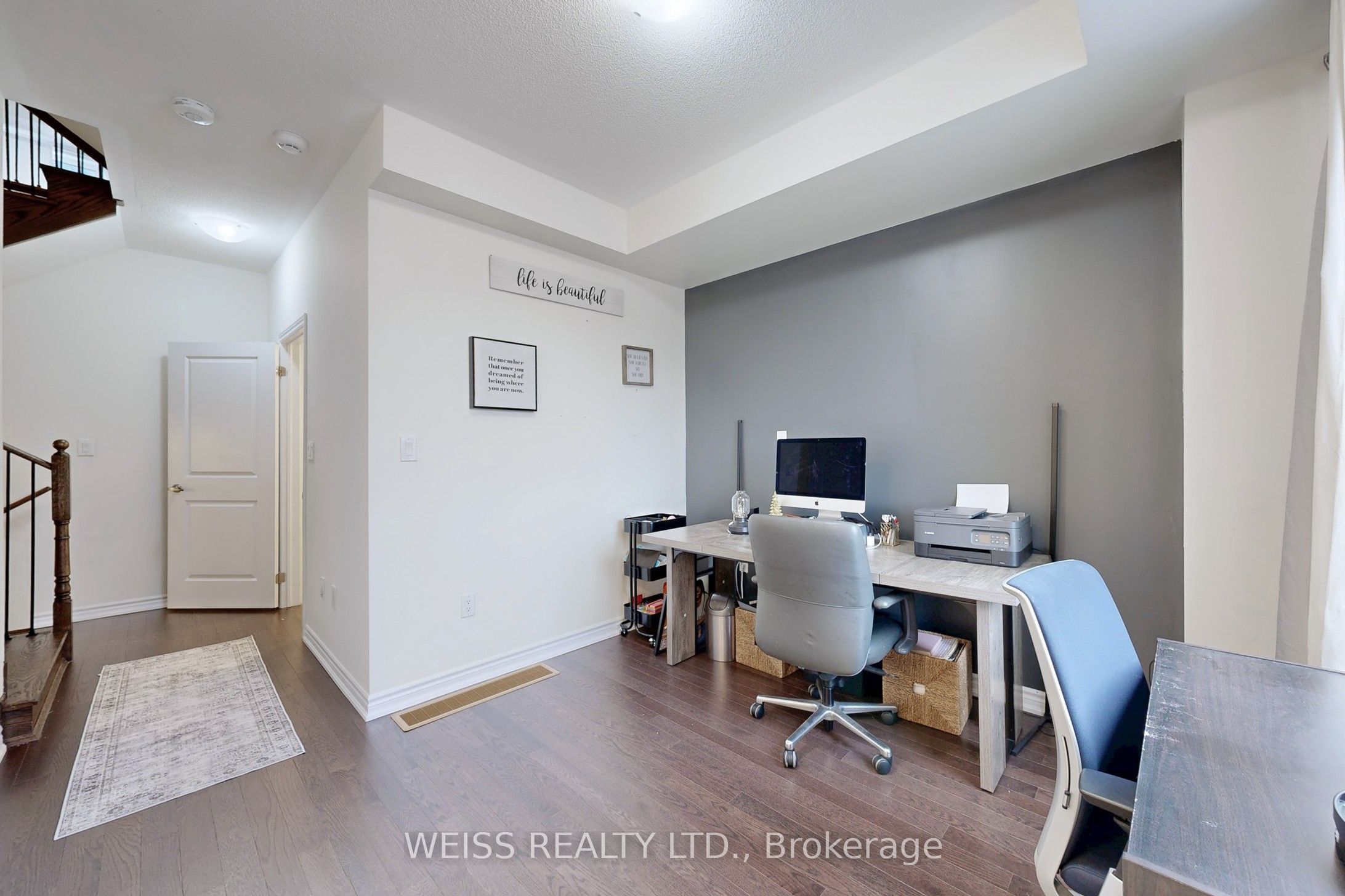 6729 Thickson Road N Property Photo 38