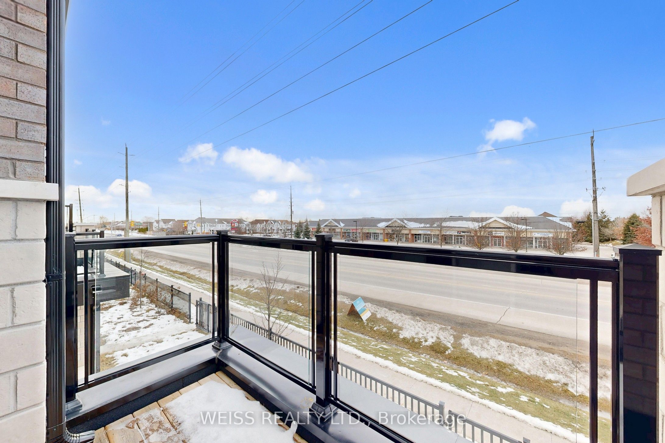 6729 Thickson Road N Property Photo 43