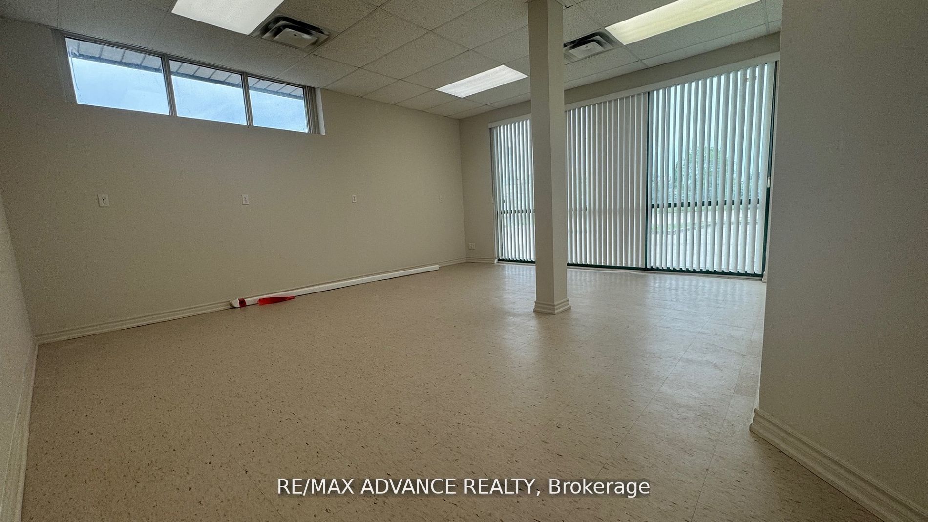 4245 Sheppard Avenue E Unit 6 Property Photo 1