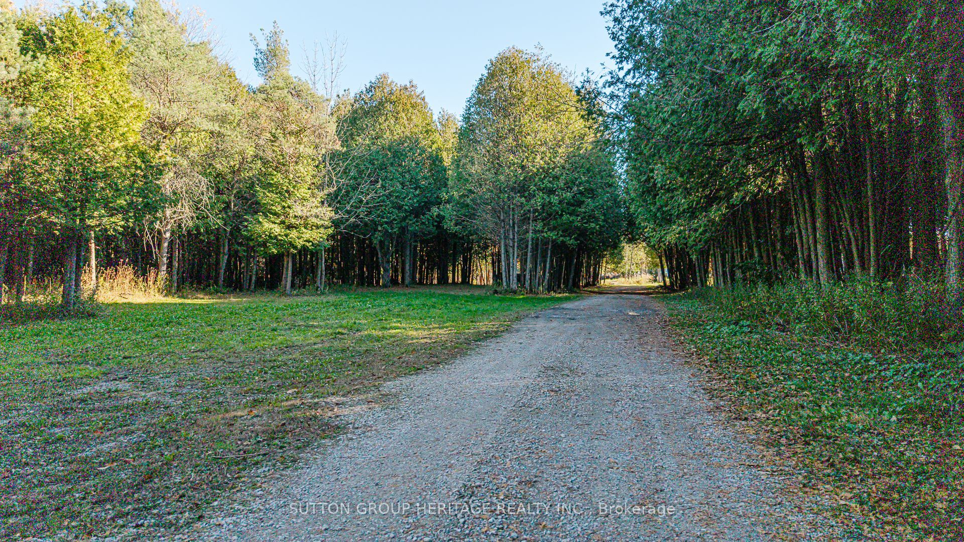 2490 Green Road Property Photo 20
