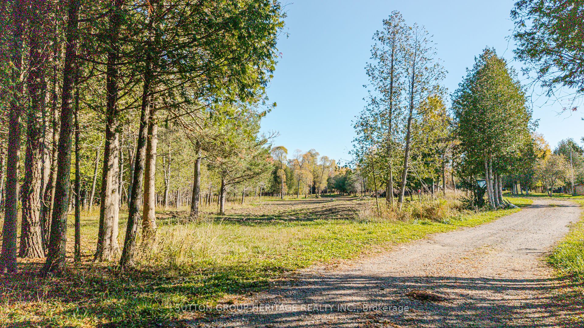 2490 Green Road Property Photo 37