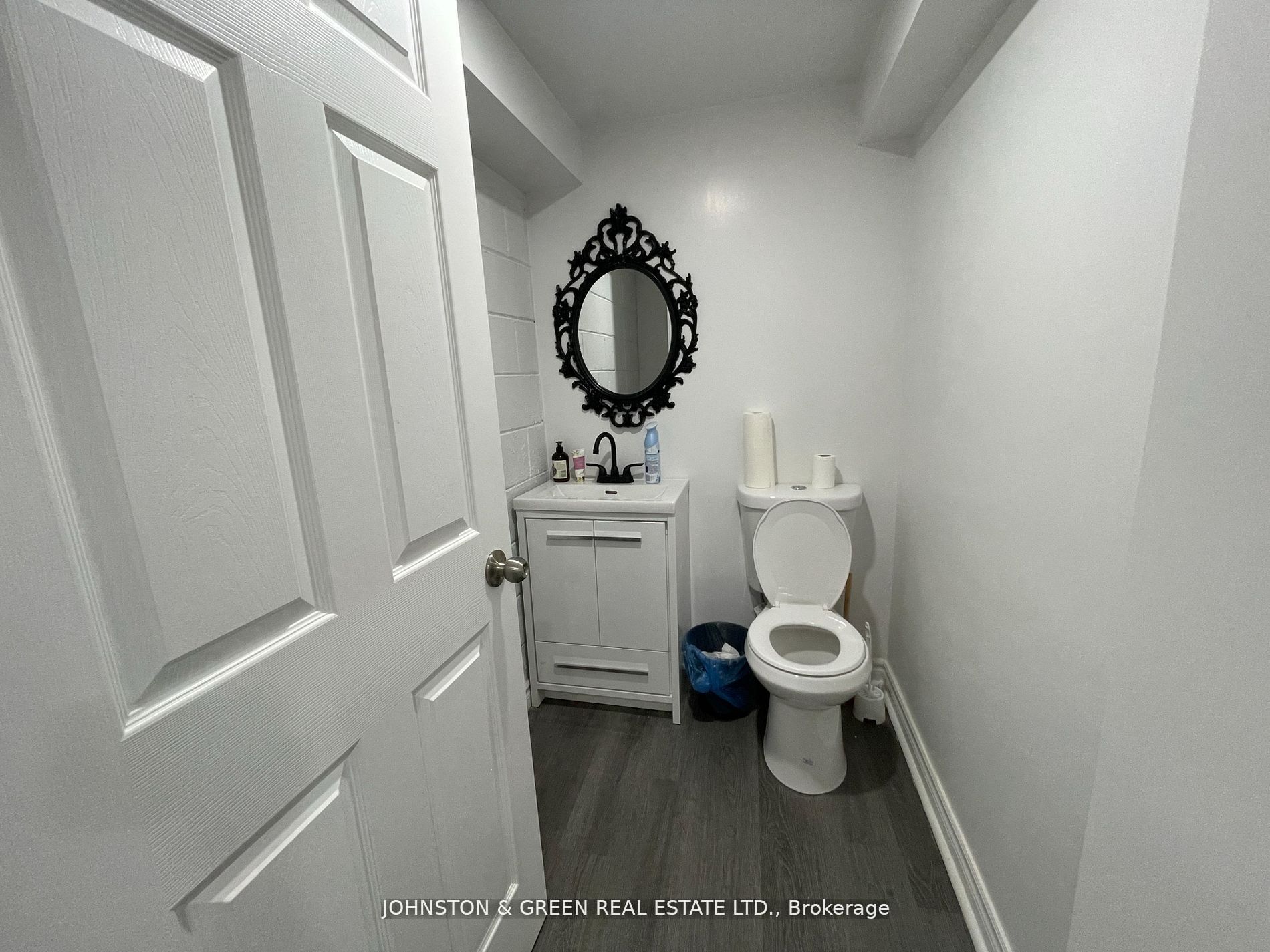 931 Danforth Avenue Property Photo 16