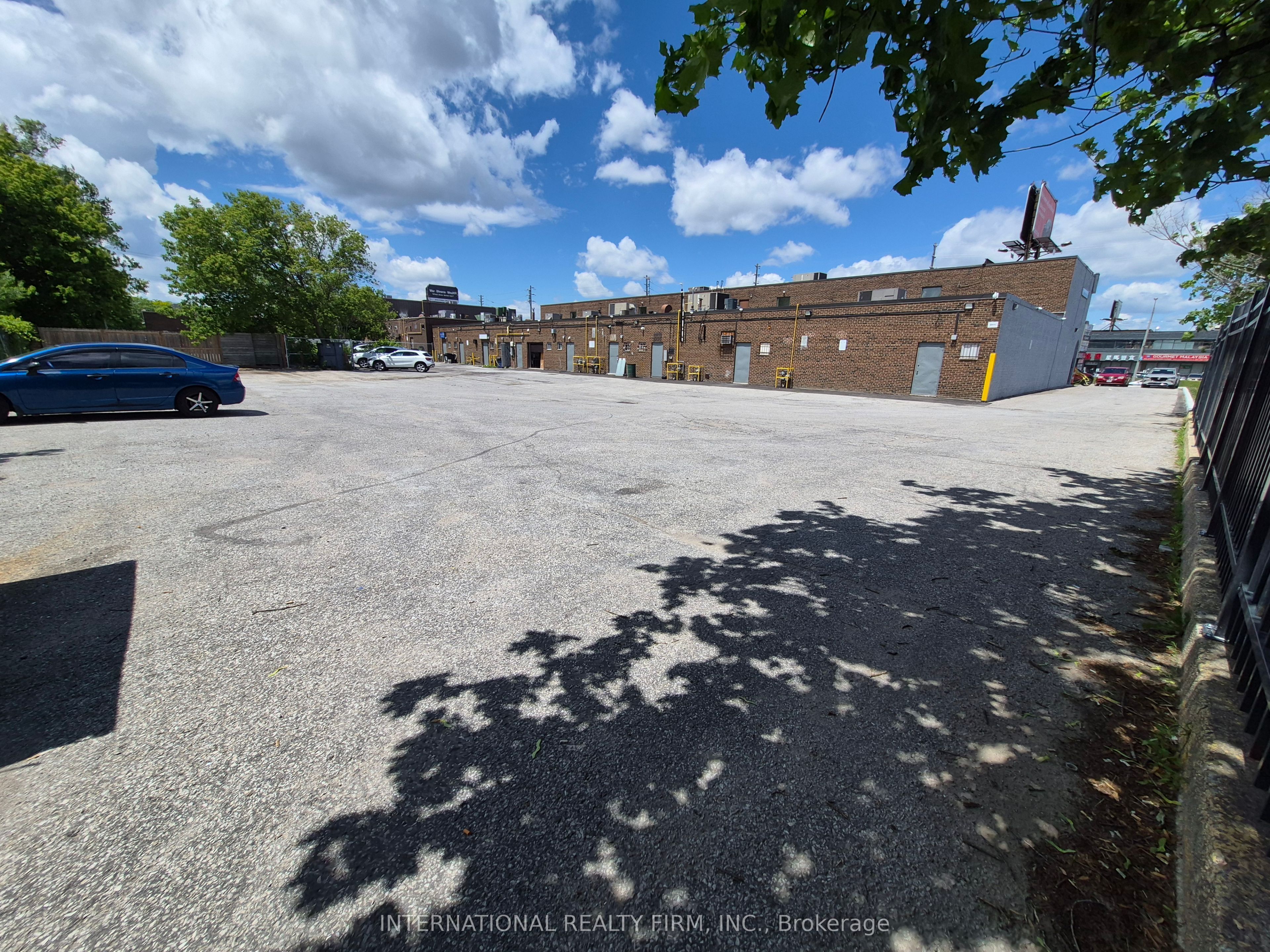 4455 Sheppard Avenue E 7 Property Photo 2