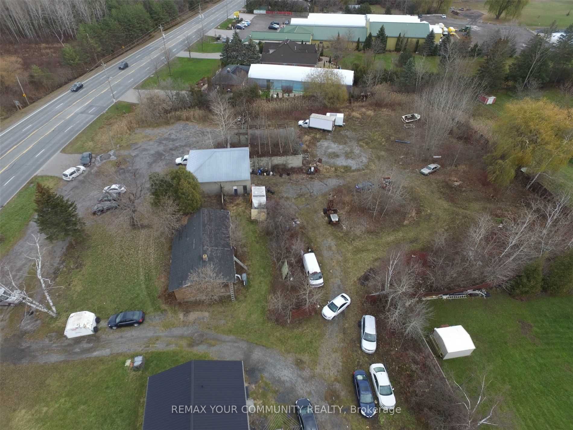2571 Solina Road Property Photo 3