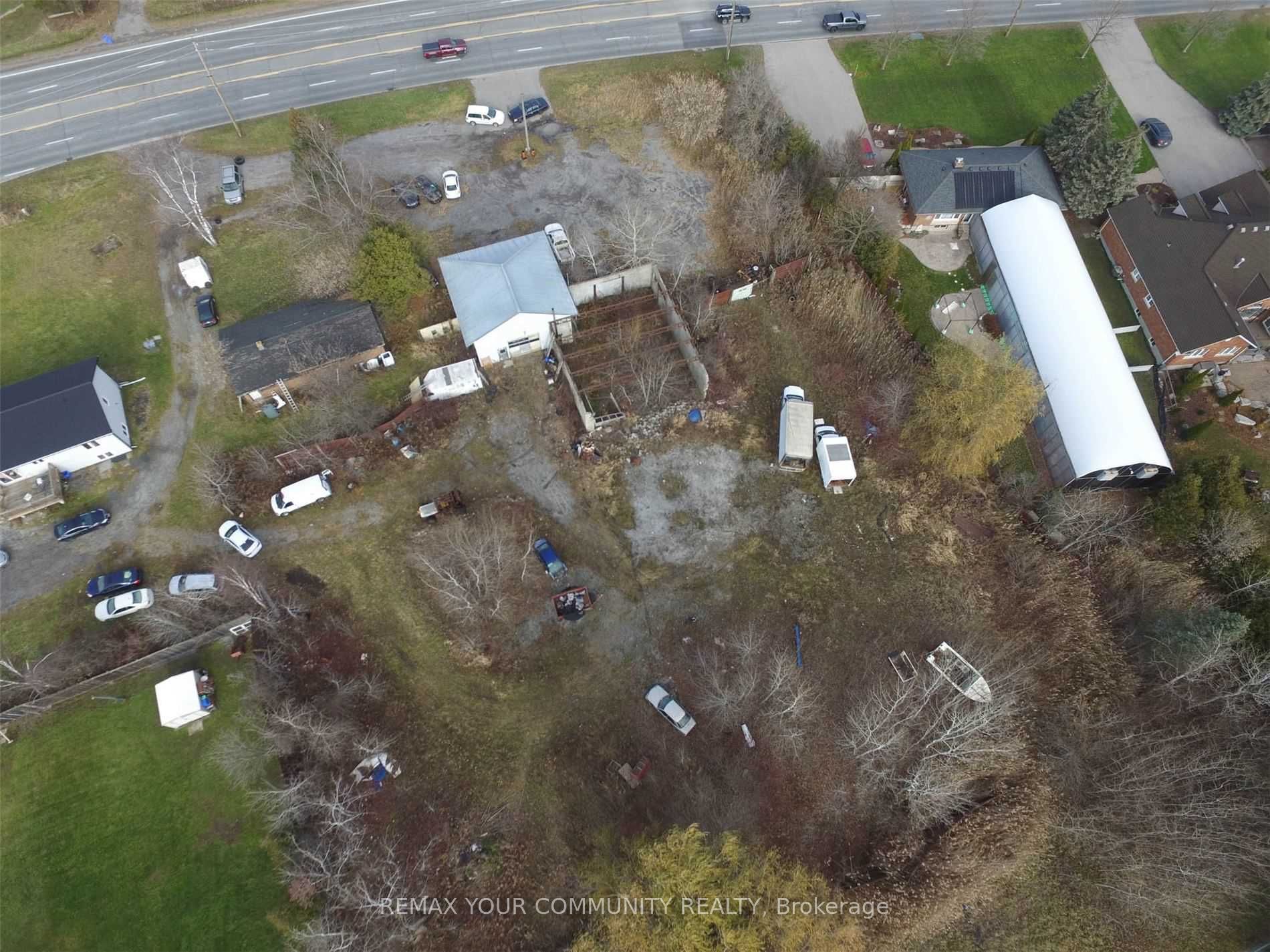 2571 Solina Road Property Photo 5
