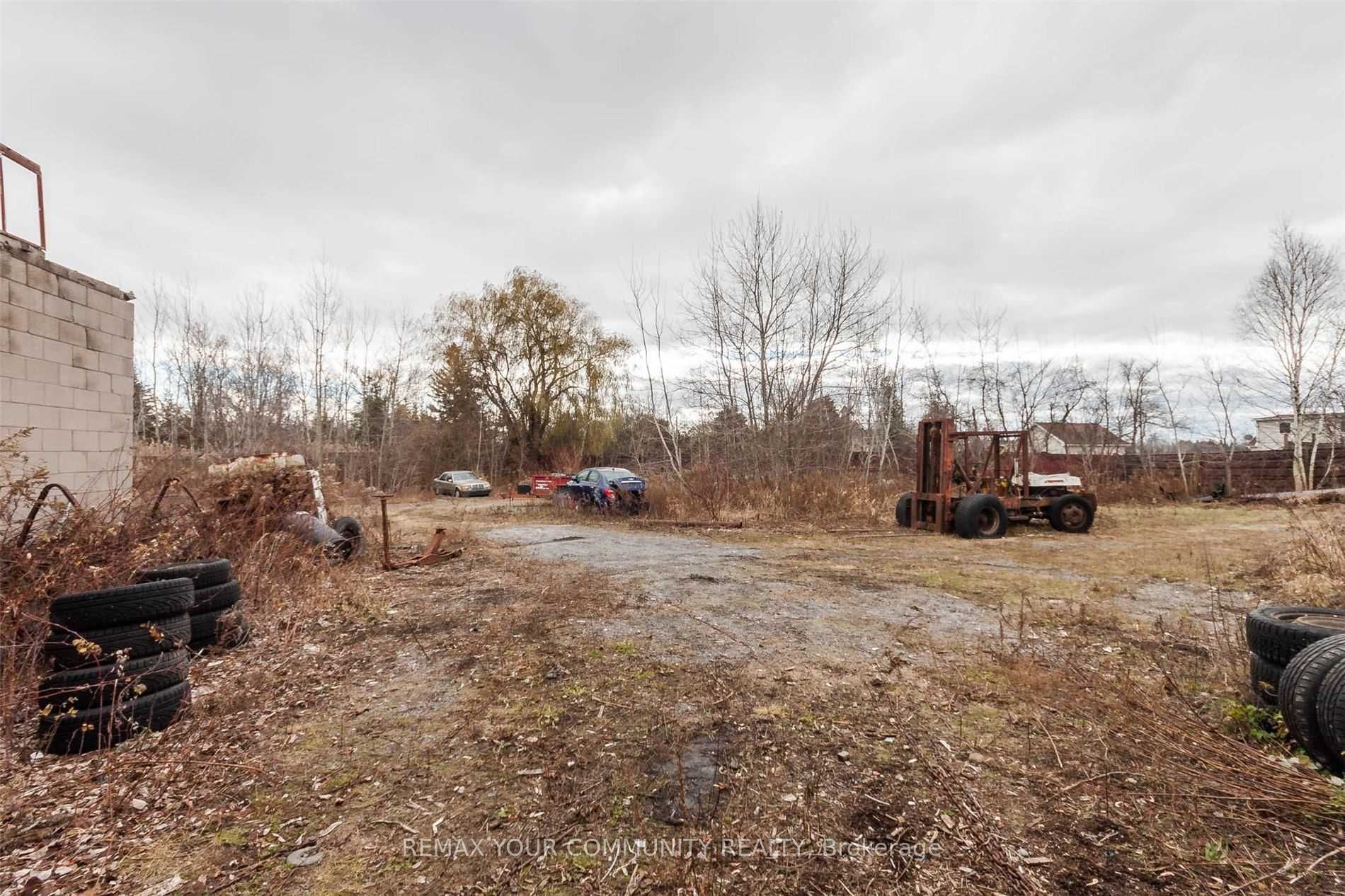 2571 Solina Road Property Photo 8