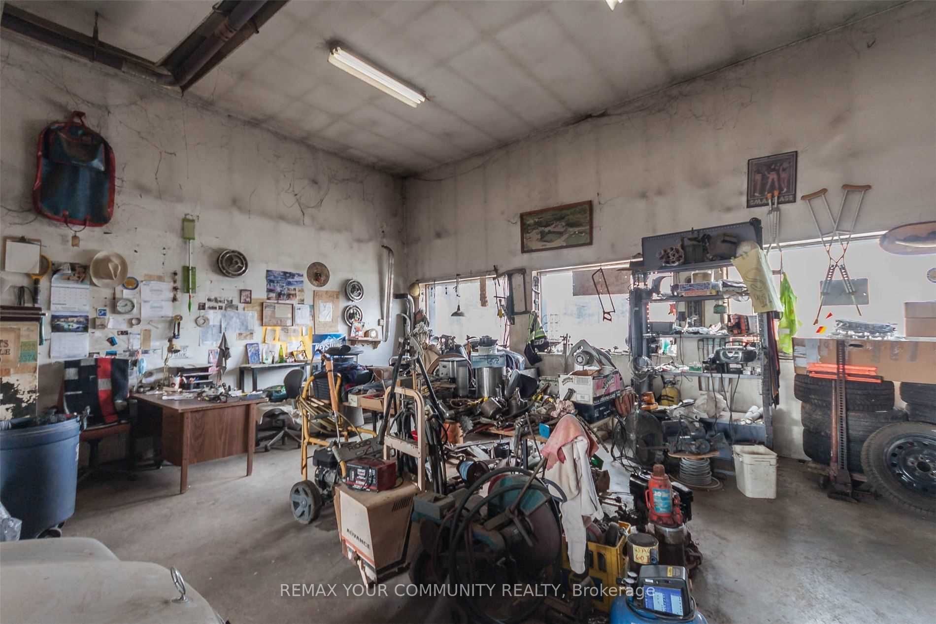2571 Solina Road Property Photo 10