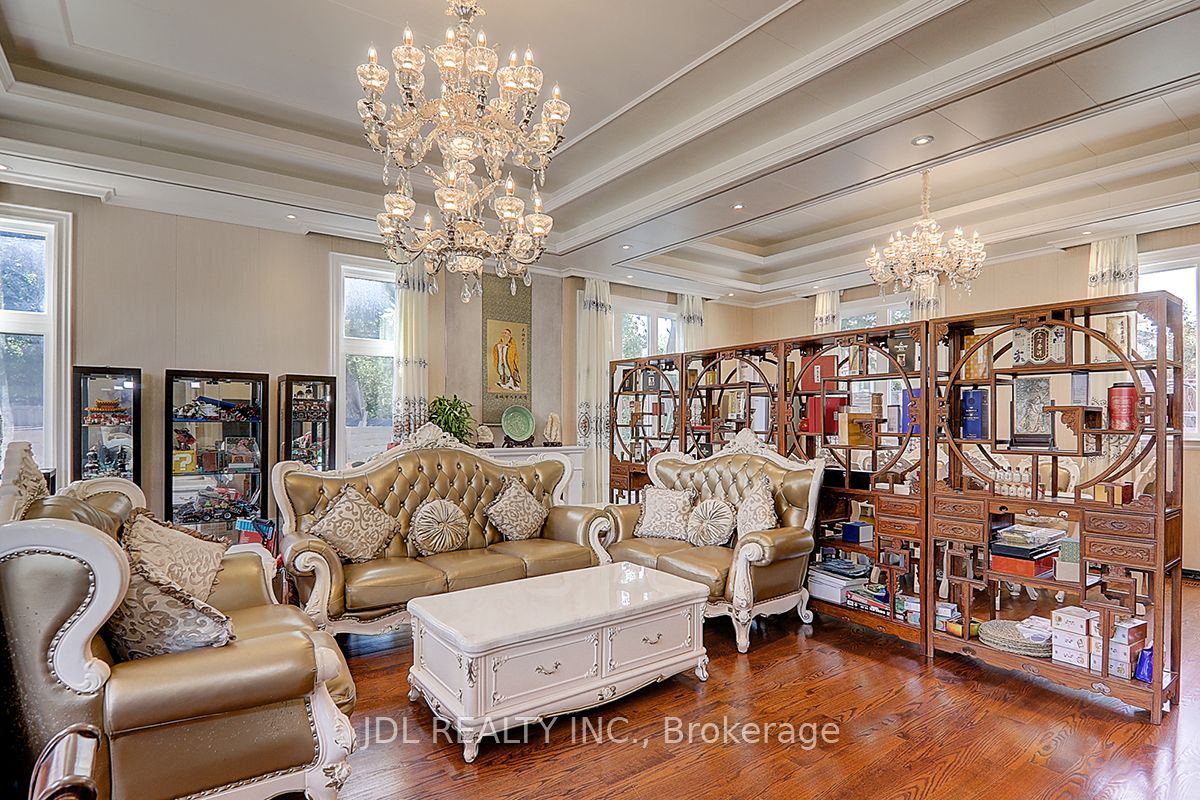 80 Broomfield Drive Property Photo 8