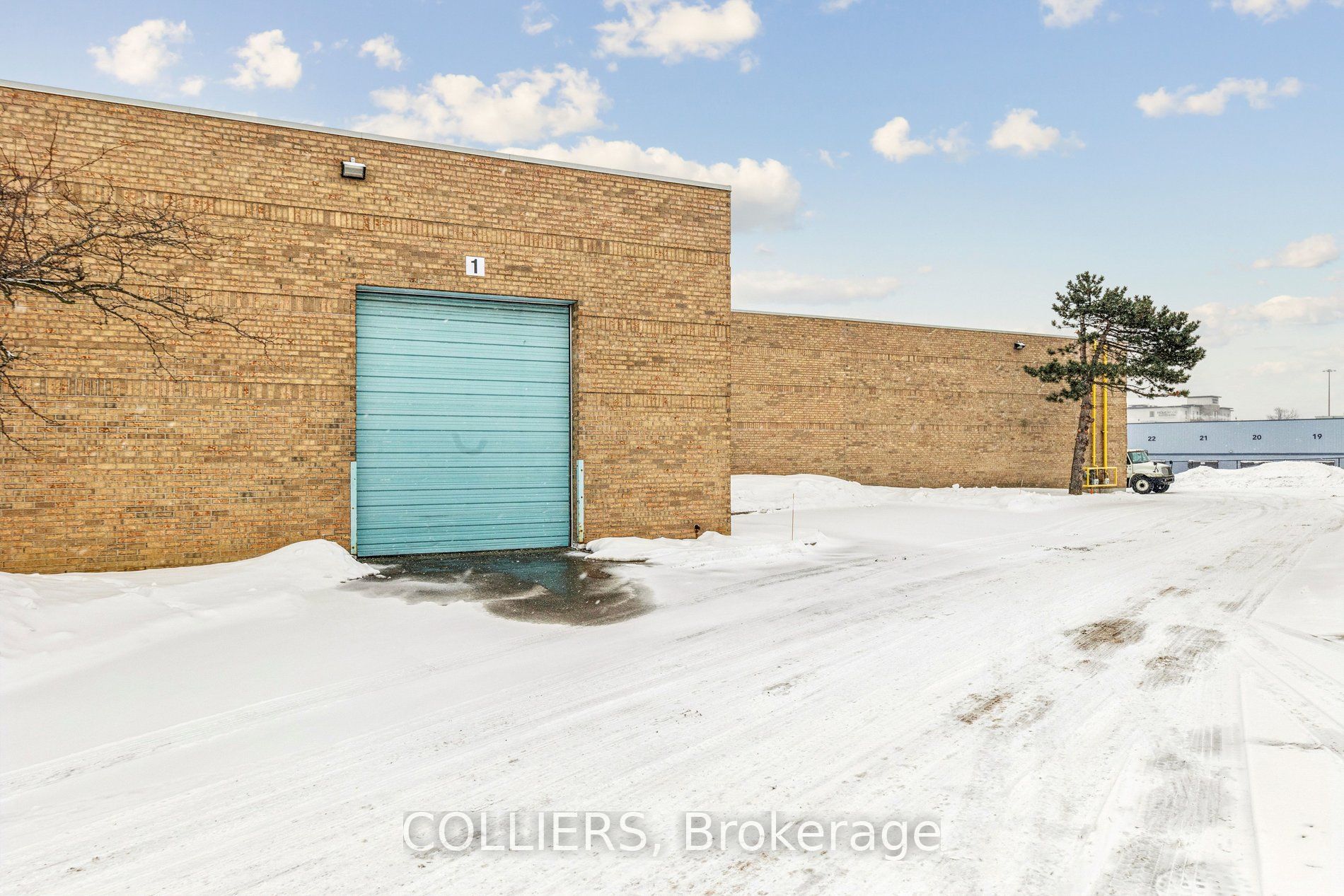 115 Chambers Drive Unit A Property Photo 11