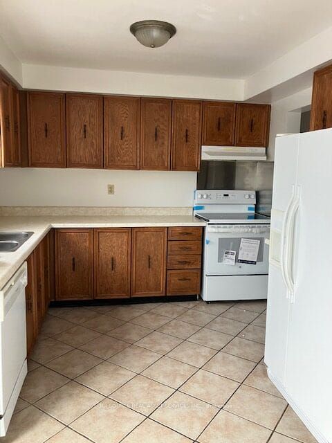 42 Coe Drive Property Photo 13
