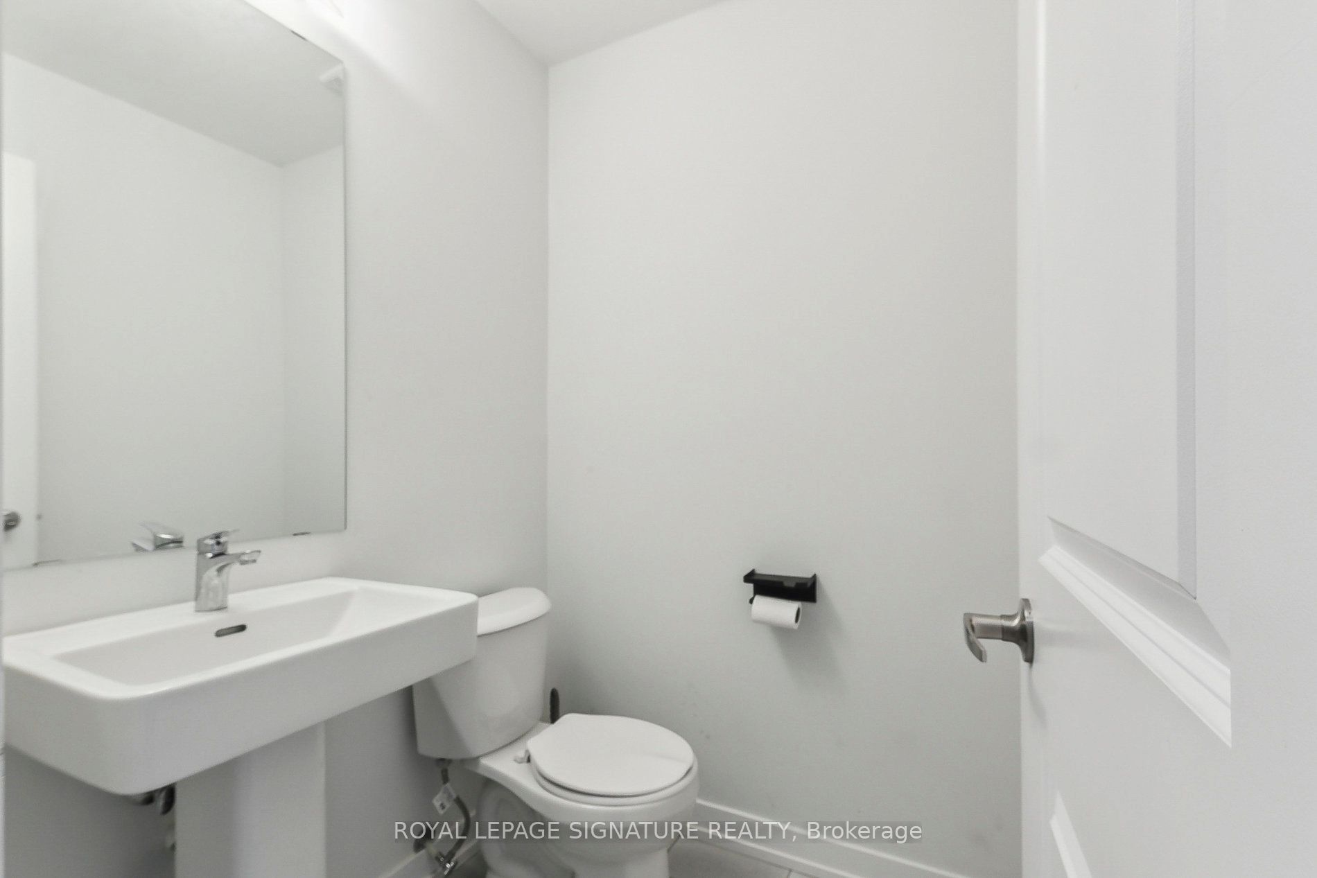 65 Akil Thomas Gardens Property Photo 13