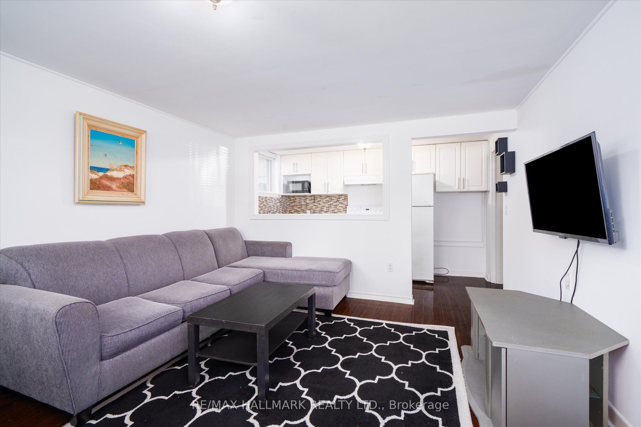 224 Pickering Street Lower 1 Property Photo 4