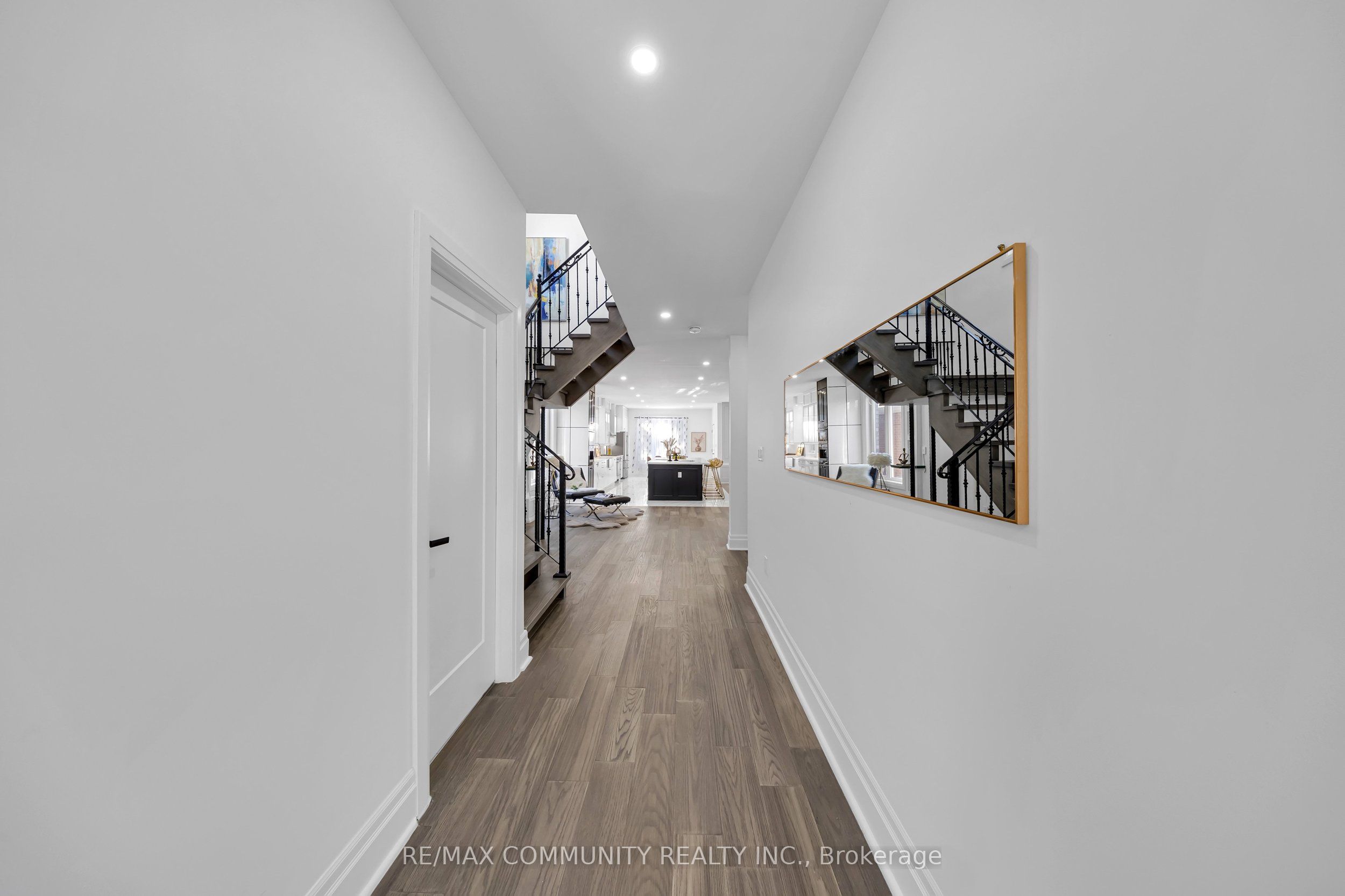 645 Fraser Avenue Property Photo 7