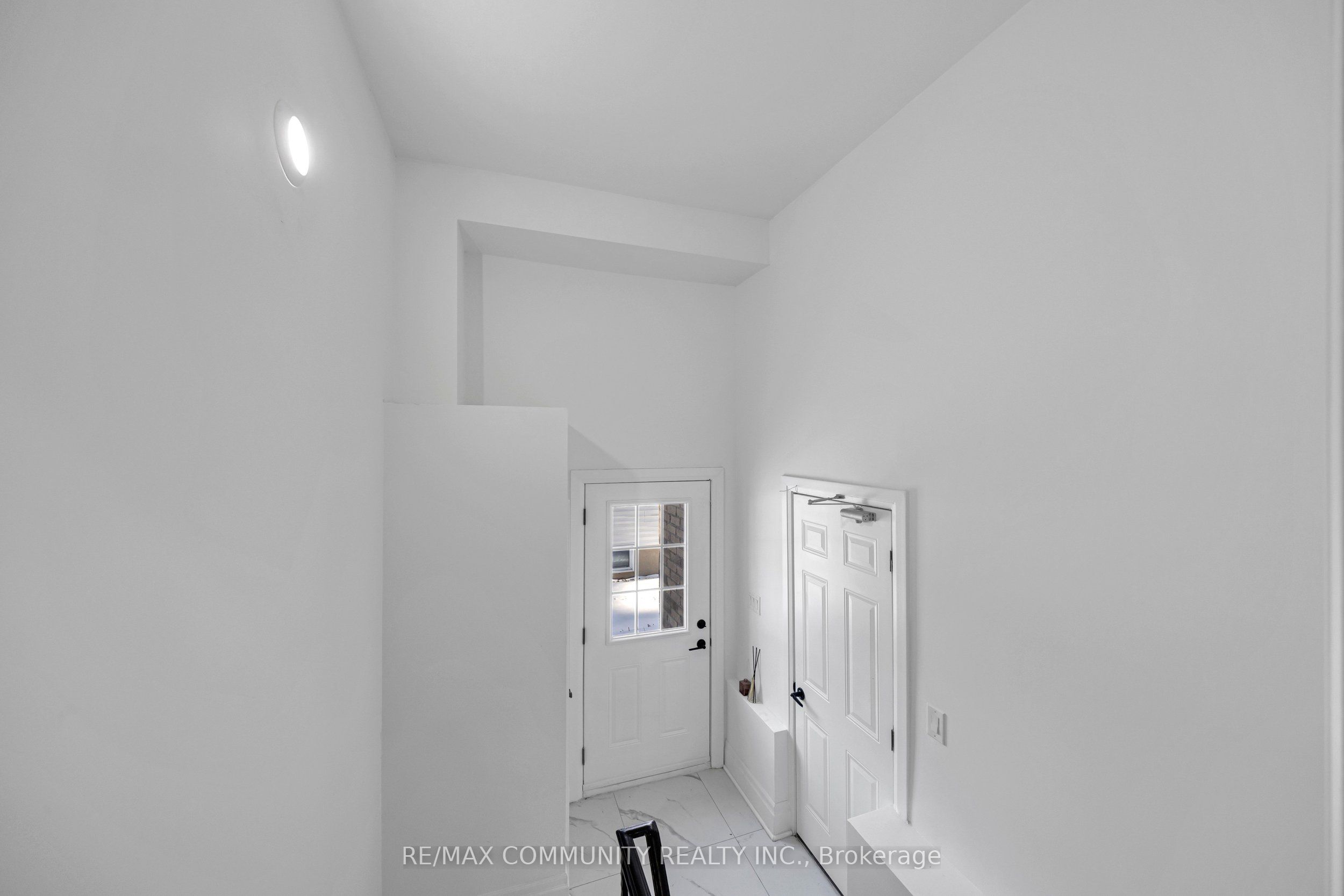 645 Fraser Avenue Property Photo 19