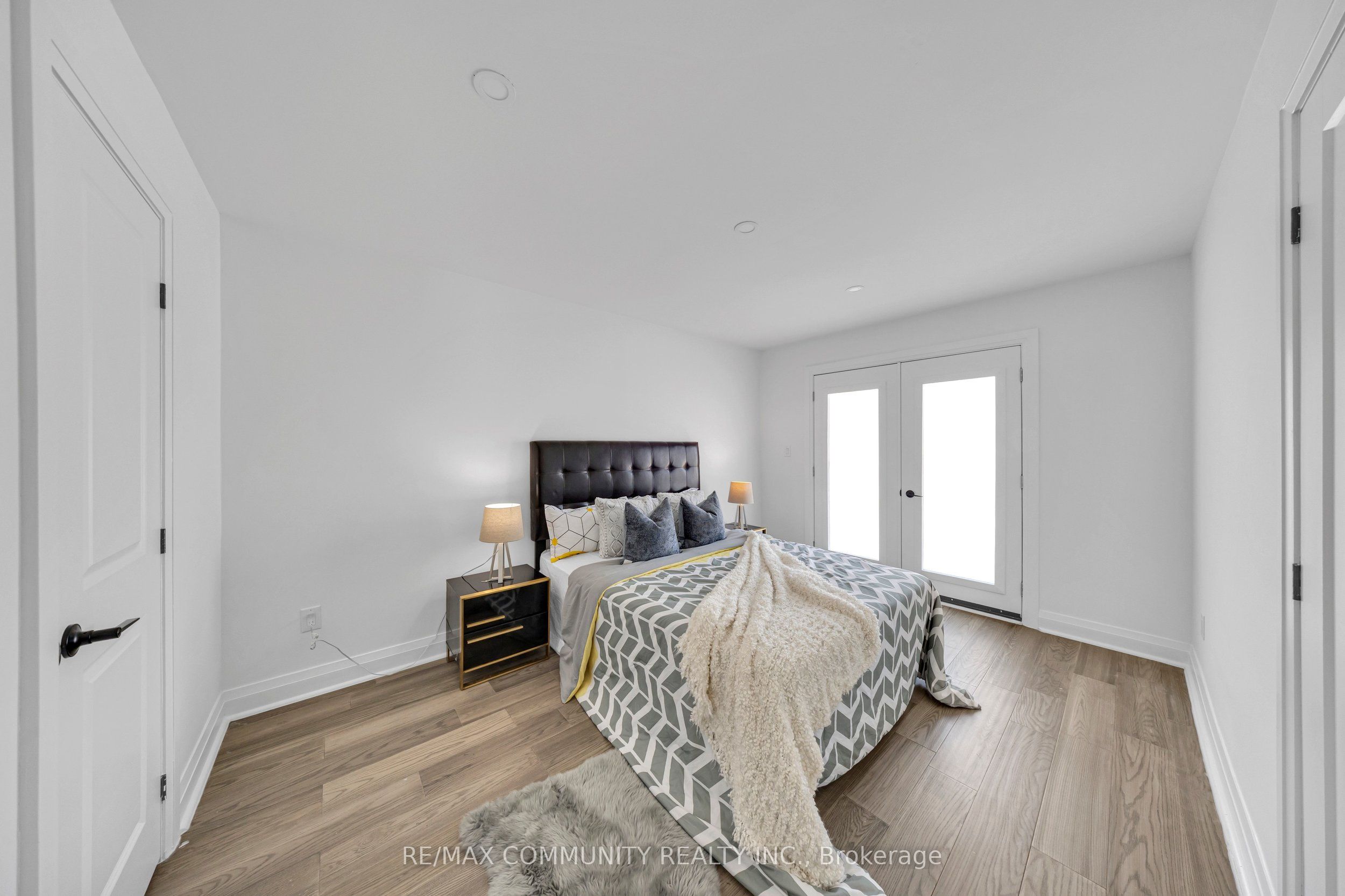 645 Fraser Avenue Property Photo 25