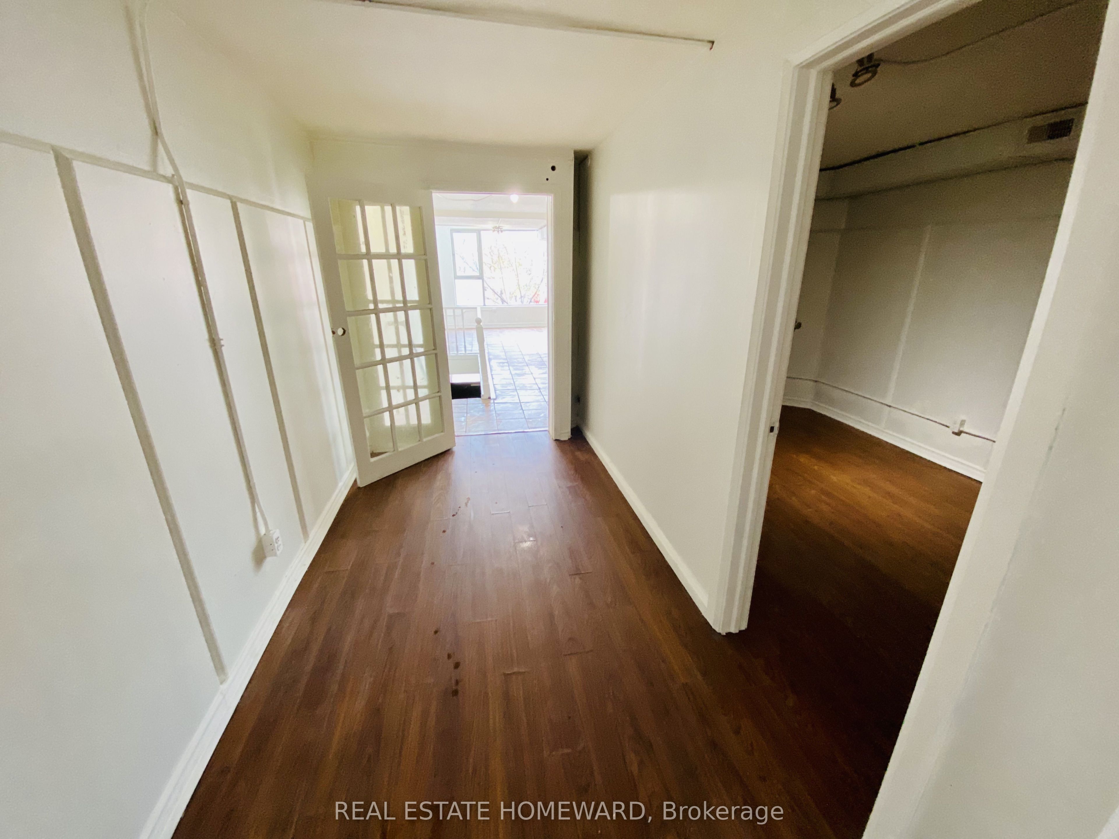 493a Danforth Avenue Property Photo 9