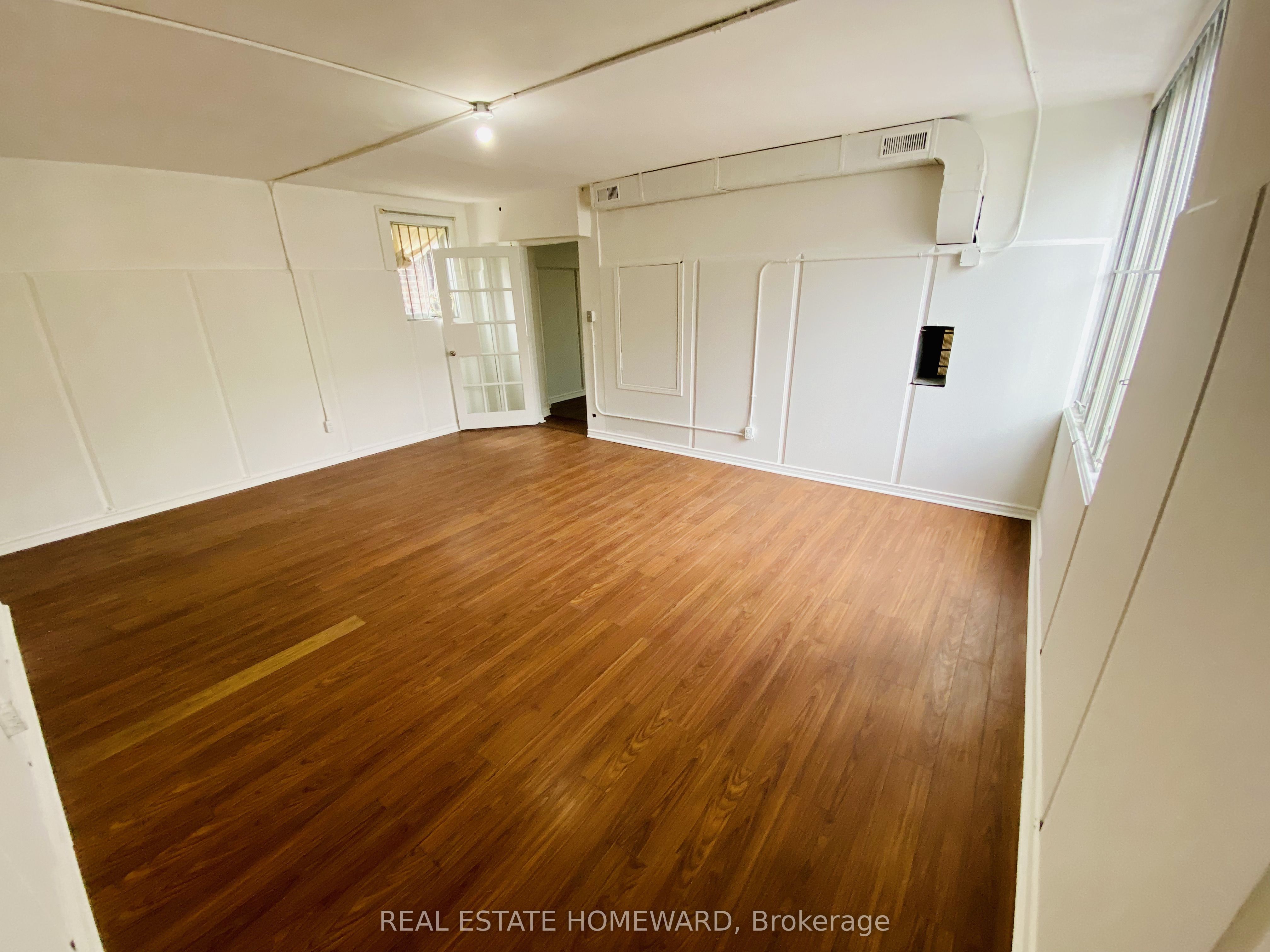 493a Danforth Avenue Property Photo 12