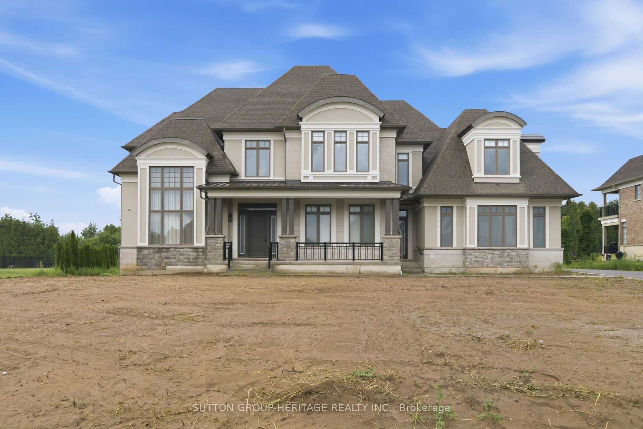 18 Dexshire Drive Property Photo 1