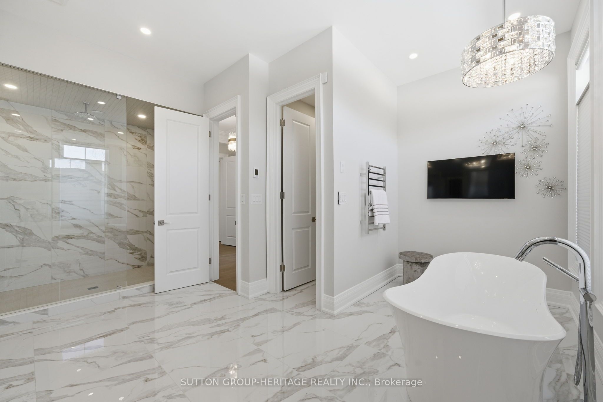 18 Dexshire Drive Property Photo 32